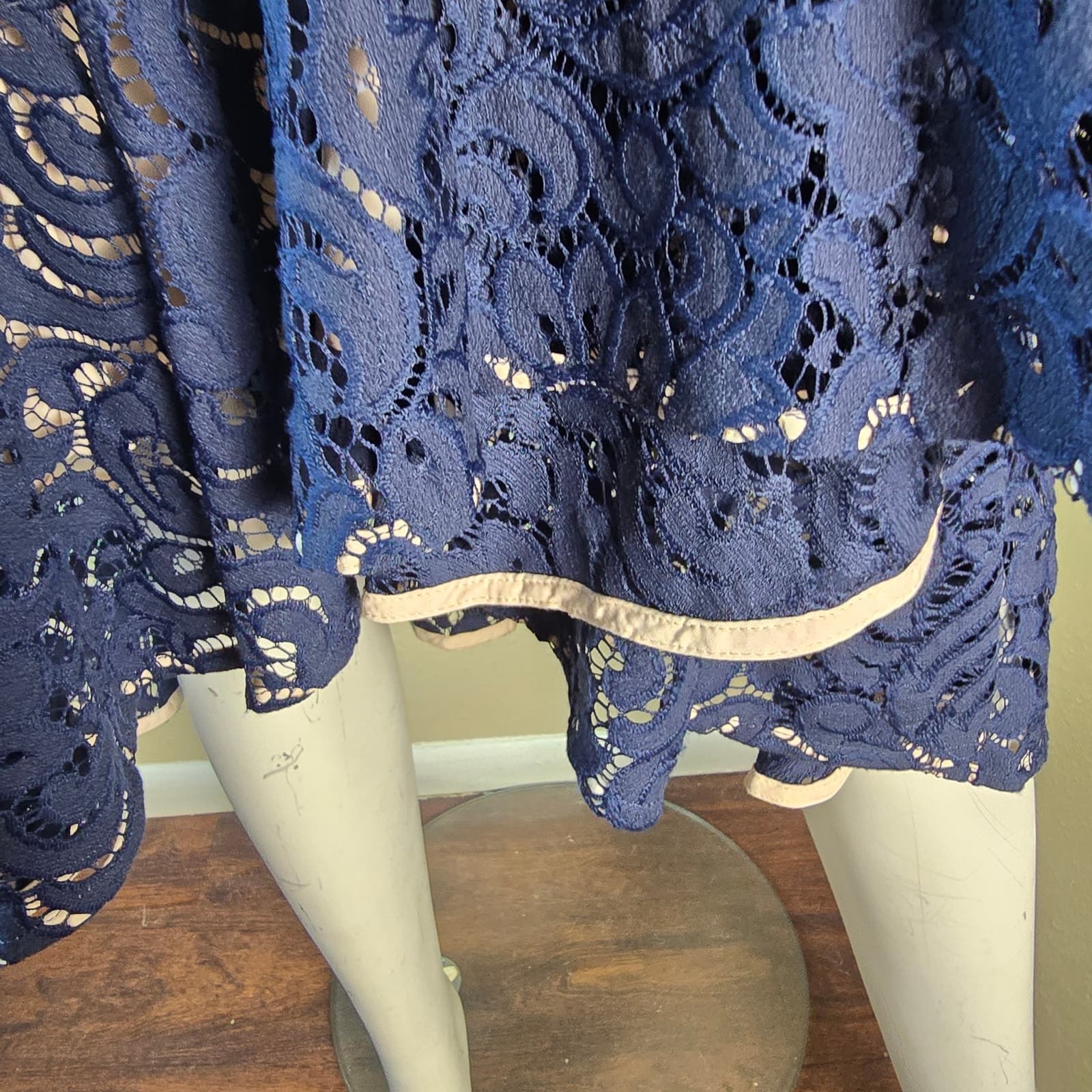 Maeve by Anthropologie Vienne Navy Blue Lace High Low Dress - Small - Thumbnail 9