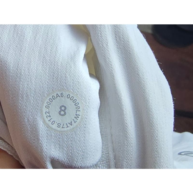 Lululemon Tracker Short V *4" - White - Size 8 - W7AT7S - Thumbnail 10