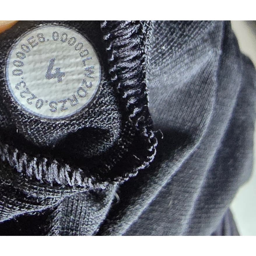 Lululemon Lab Luxtreme Deep-V Bra Size 4 & Ta Ta Tamer Sports Bra Size 6 - Thumbnail 11