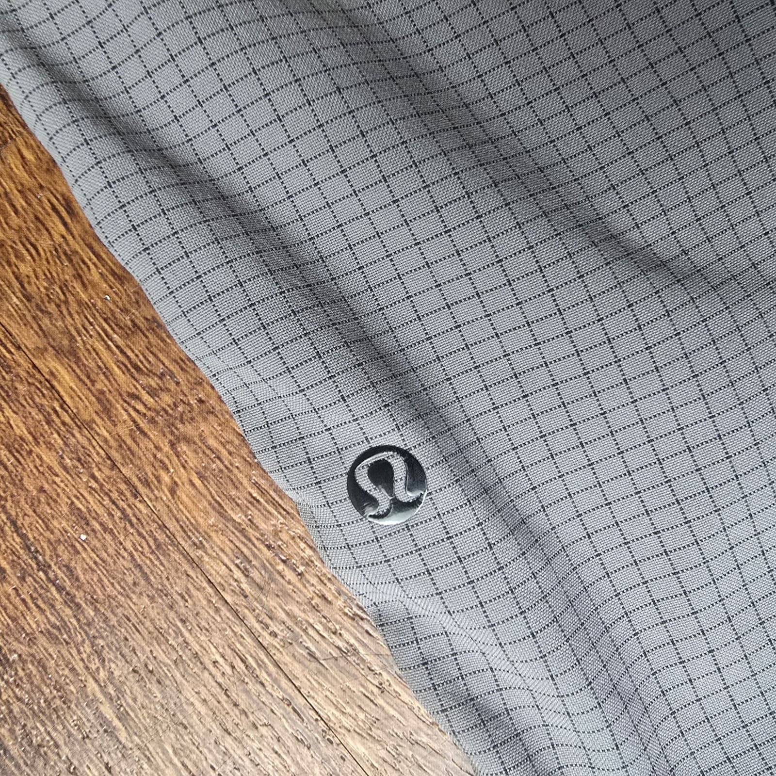 Lululemon Men's Kahuna Shorts - Grey Graph - Size 38 - Thumbnail 4