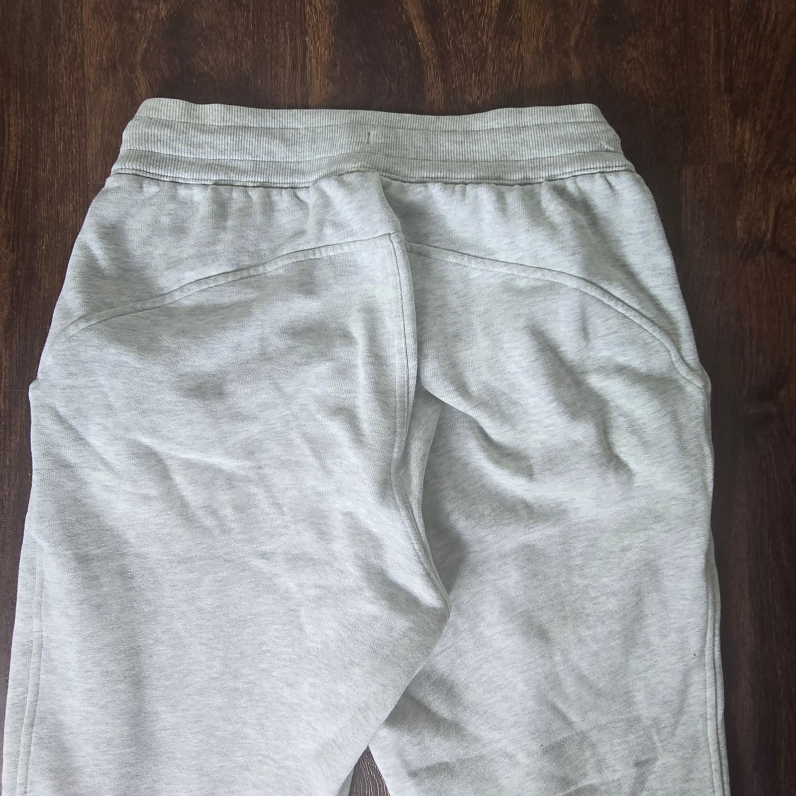 Lululemon Scuba High-Rise Relaxed Jogger - White - Size 6 - Style - Thumbnail 8