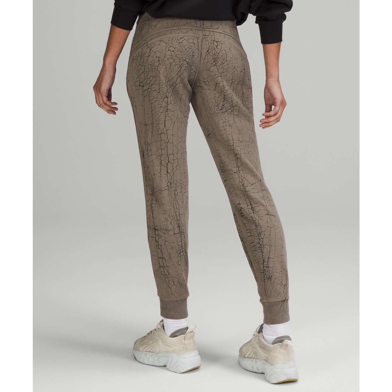 Lululemon Warm Down Jogger *7/8 Length in Thread Dye Rover Black, Size 0 - Thumbnail 3