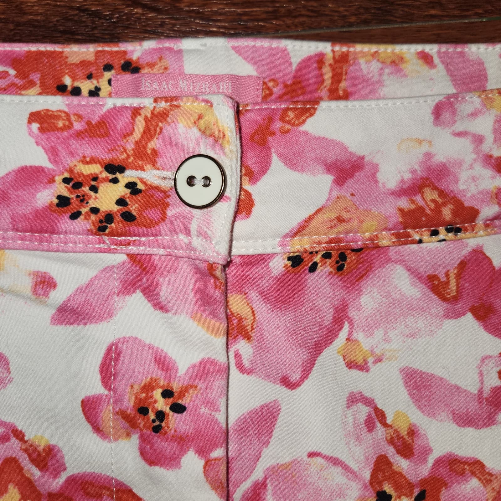Isaac Mizrahi Pink Watercolor Floral Print High RIse Shorts, Plus Size 16 - Thumbnail 6