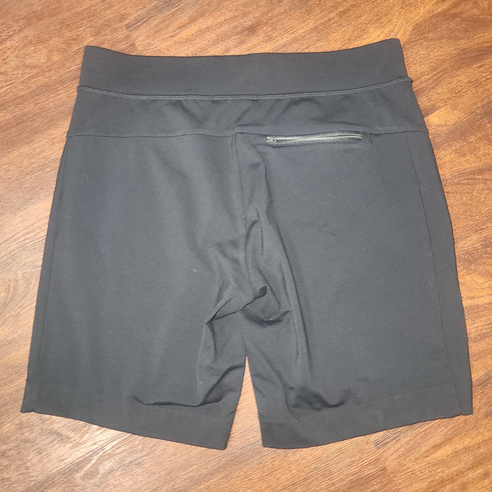 Athleta Men's Black Modern Metro Shorts, Small, Style #: 210243 - Thumbnail 6