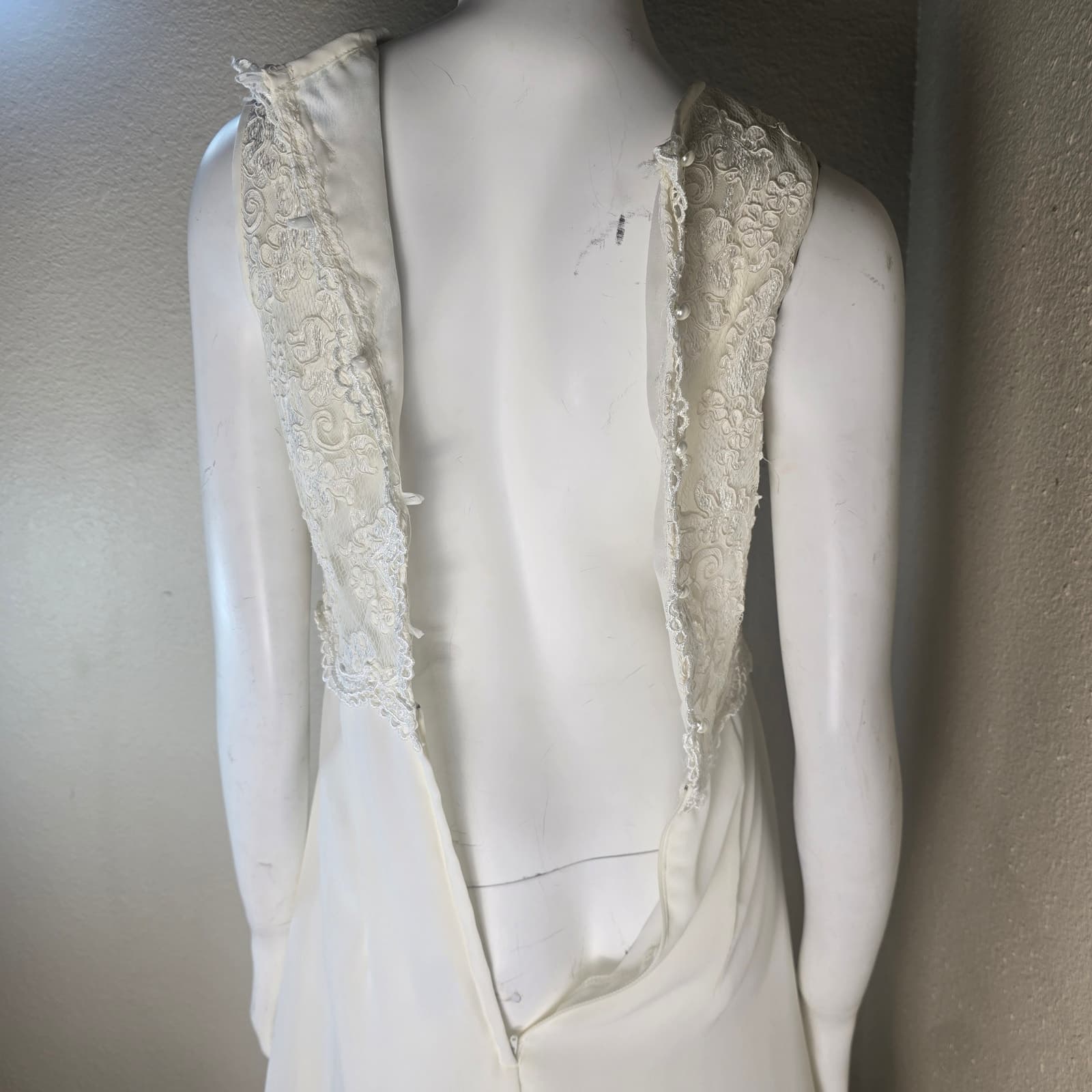 Vintage Scott McClintock White Bridal Gown Sleeveless Lace Top Chiffon Skirt - 8 - Thumbnail 7