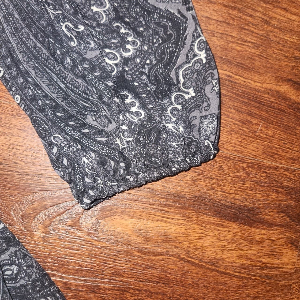 joie 100% Silk Black and White Paisley 3/4 Sleeve Drop Waist Mini Dress Medium - Thumbnail 7