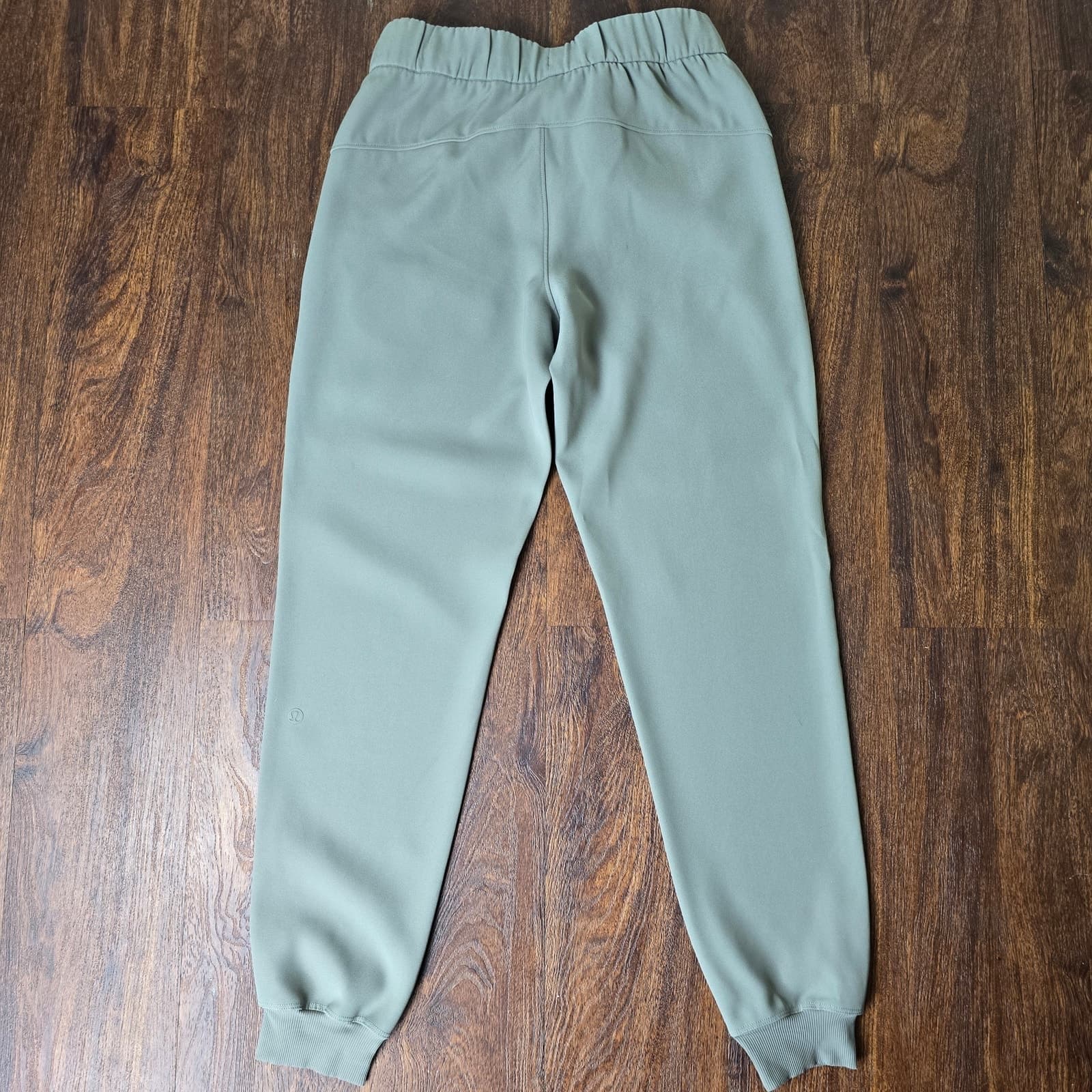 Lululemon On The Fly Jogger - Silverscreen - Size 4 - Style # W5BZDSq - Thumbnail 7