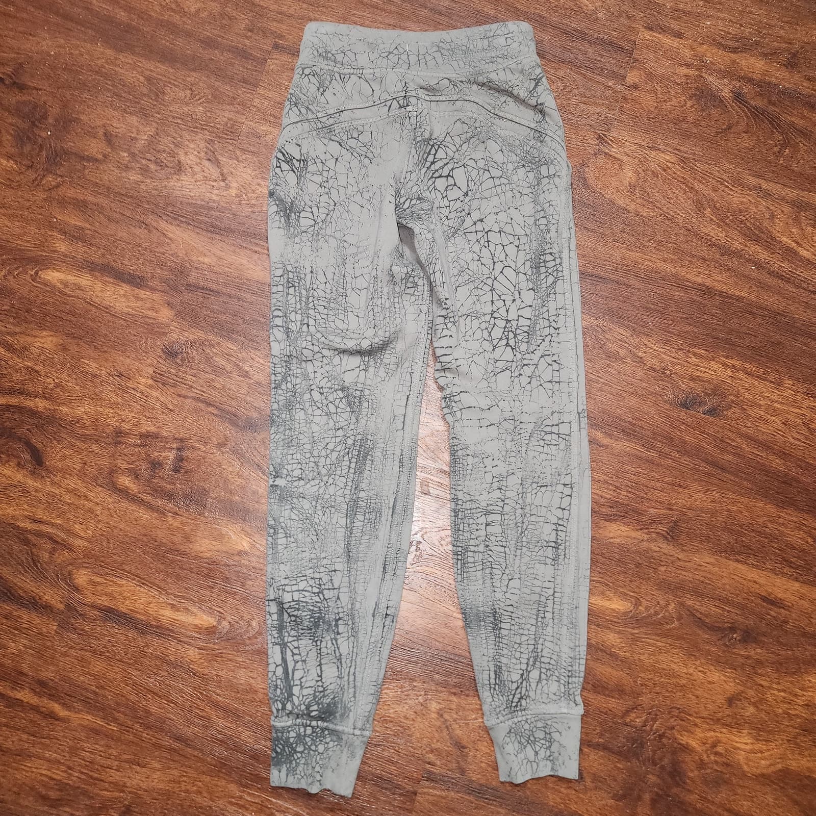 Lululemon Warm Down Jogger *7/8 Length in Thread Dye Rover Black, Size 0 - Thumbnail 7