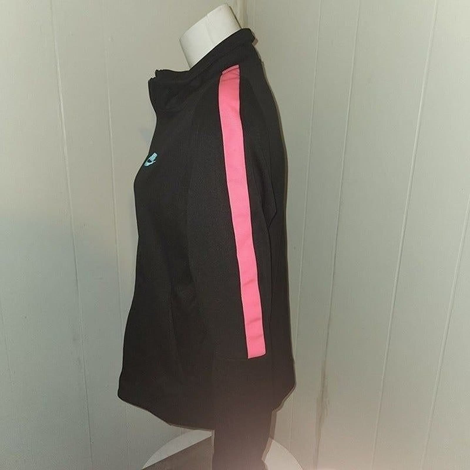 Nike Black Full Zip Up Sweater Lightweight Jacket with Hot Pink Sleeves, Medium - Thumbnail 2