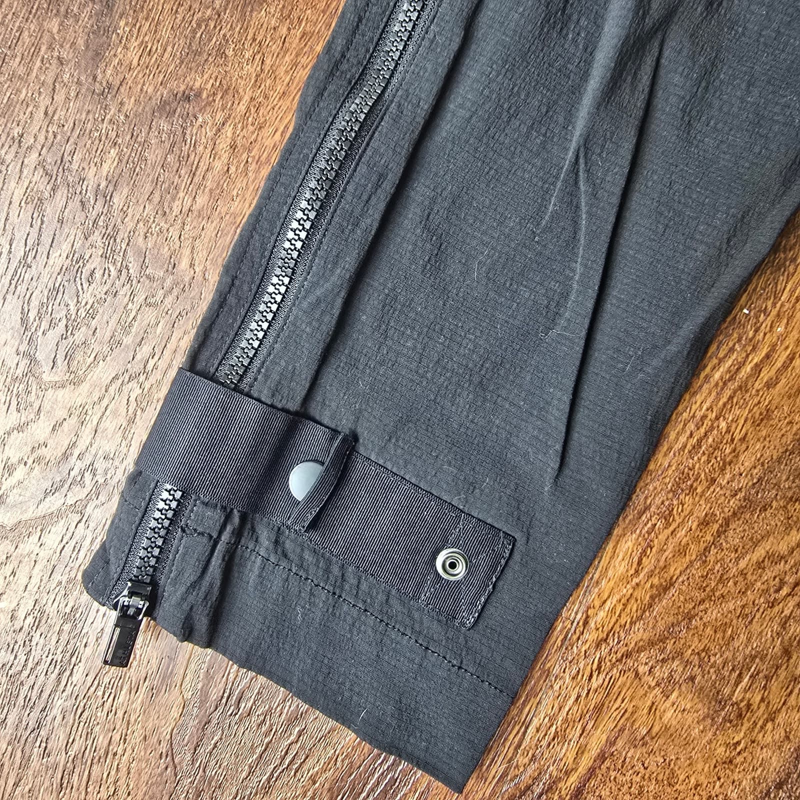 Athleta Trekkie Pant - Black - Size 2 - Style # 330625 - Thumbnail 10