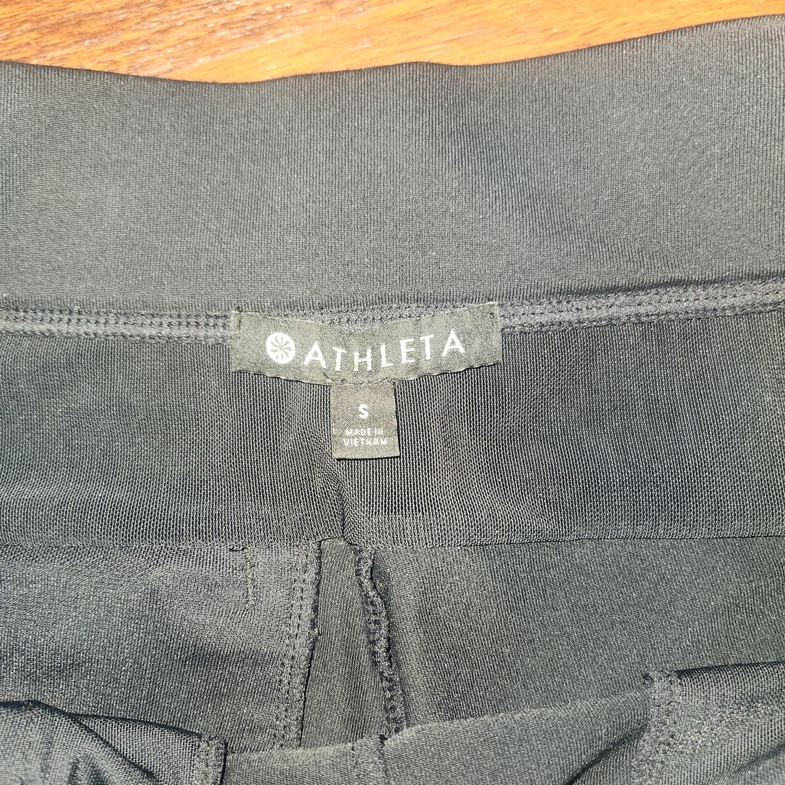 Athleta Men's Black Modern Metro Shorts, Small, Style #: 210243 - Thumbnail 7