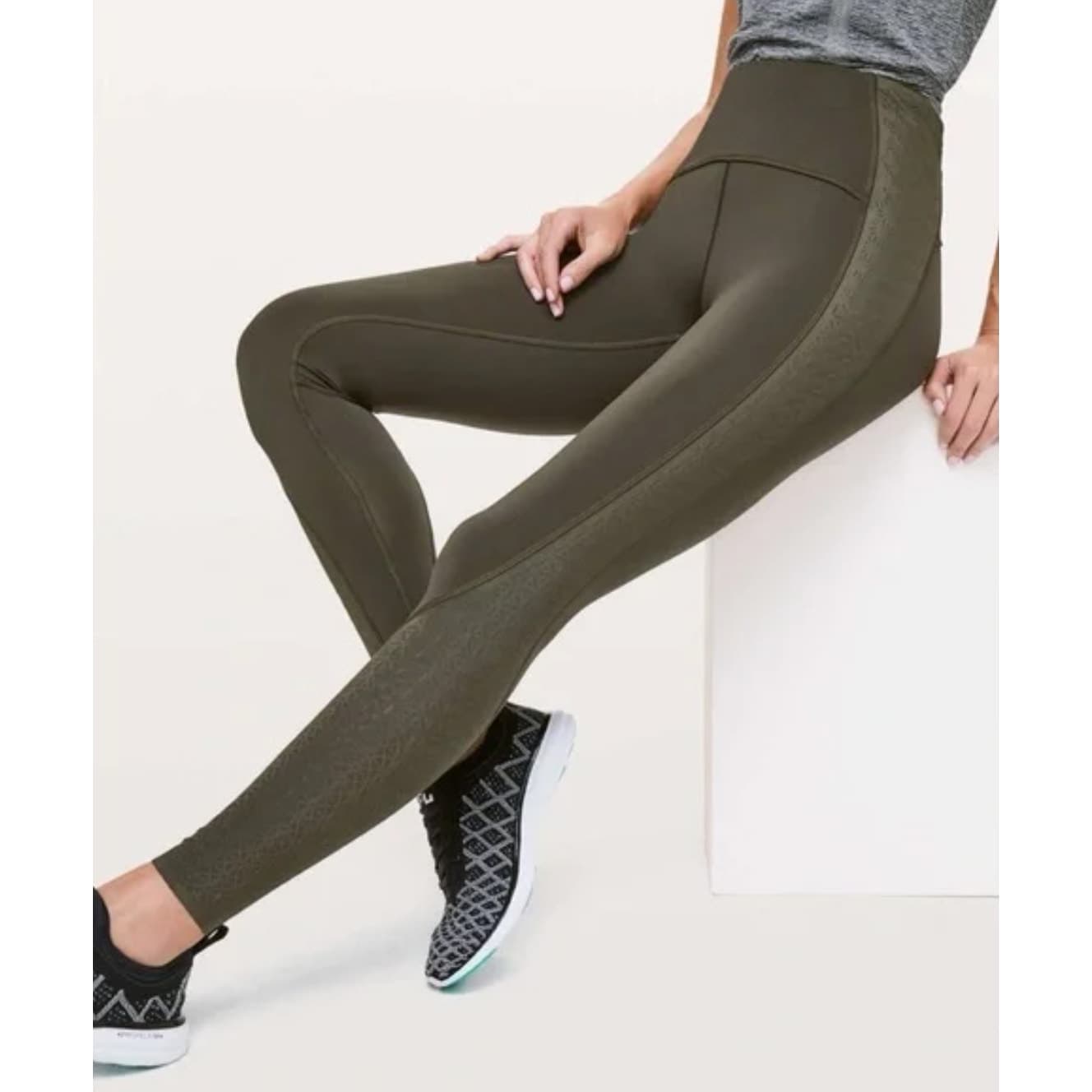 Lululemon Strength & Sweat Tight 28" - Dark Olive - Size 4 - W5BCYS - Thumbnail 3