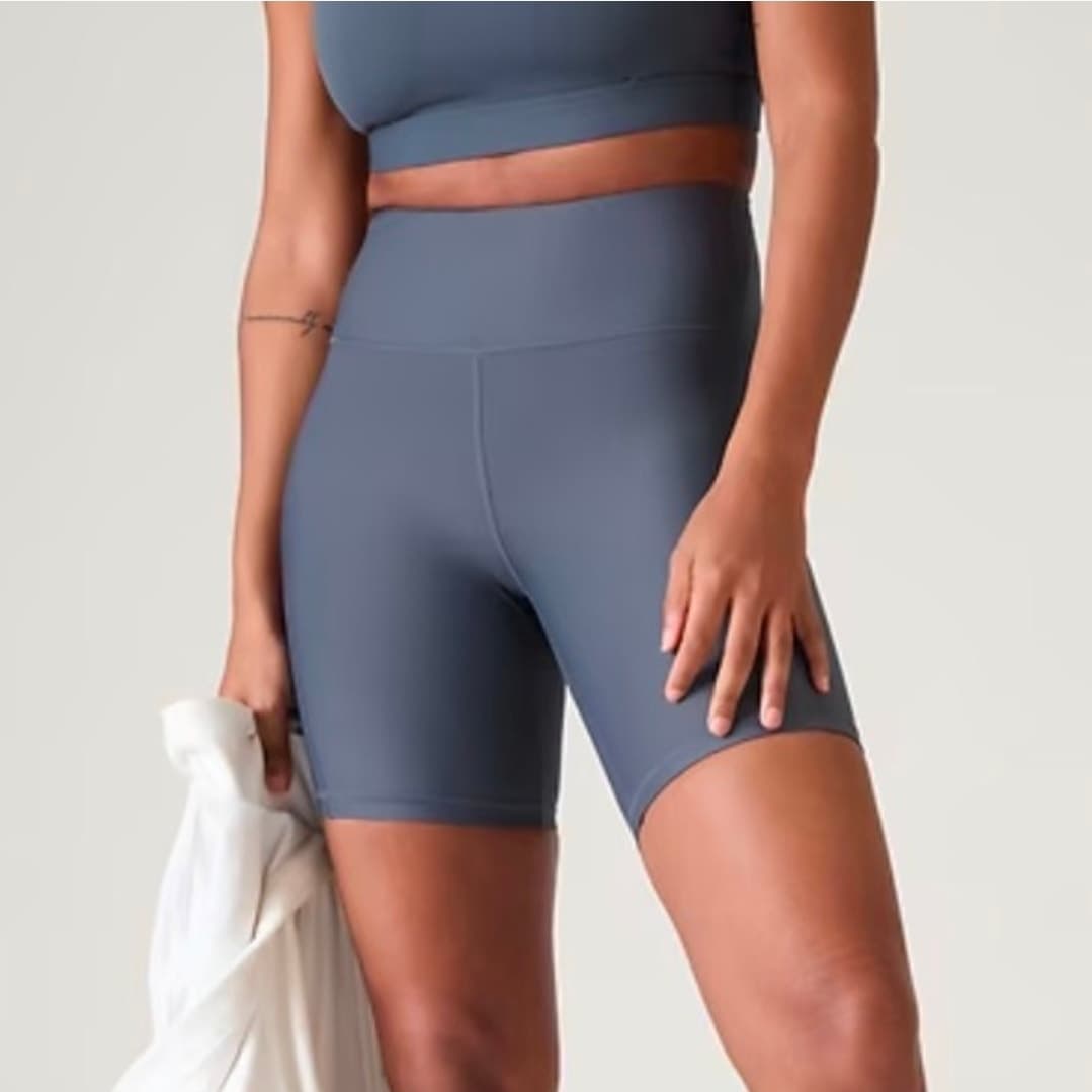 Athleta Interval Slash High-Rise 7" Shorts - Lazuli Blue - Small - Style 8213911 - Thumbnail 2