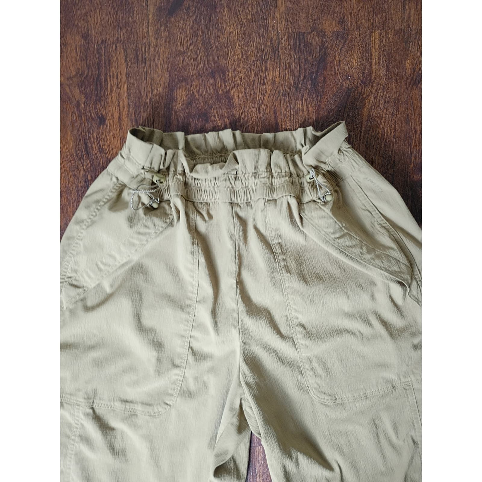 Athleta Trekkie High Rise Parachute Pant - Celadon Tint - Size 6 - Thumbnail 2