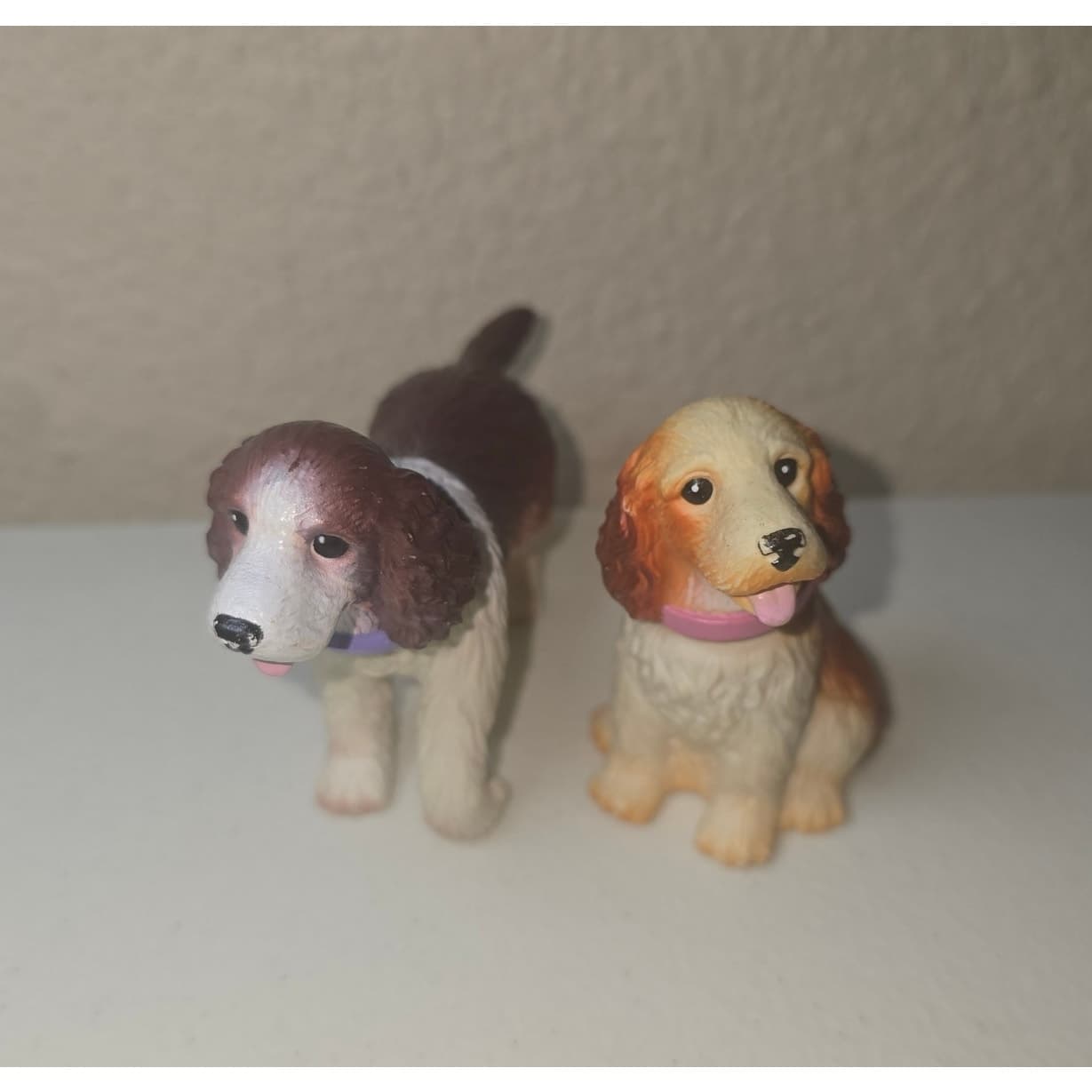 Vintage 2001 Barbie Bobbin' Bow Wows Springer Spaniel Bobble Head Dog Set of 2 - Image 1