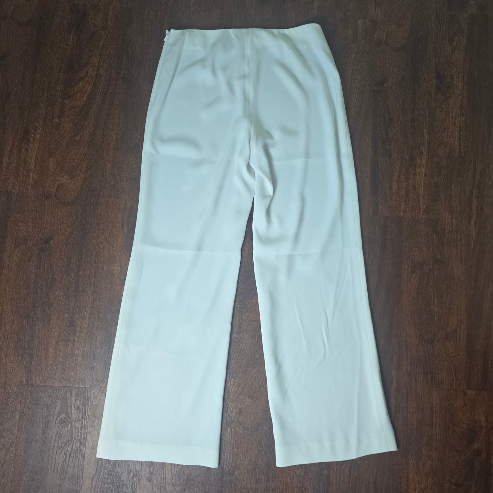 Dana Buchman White Wide Leg High Rise Dress Pants - Size 6 - Thumbnail 2