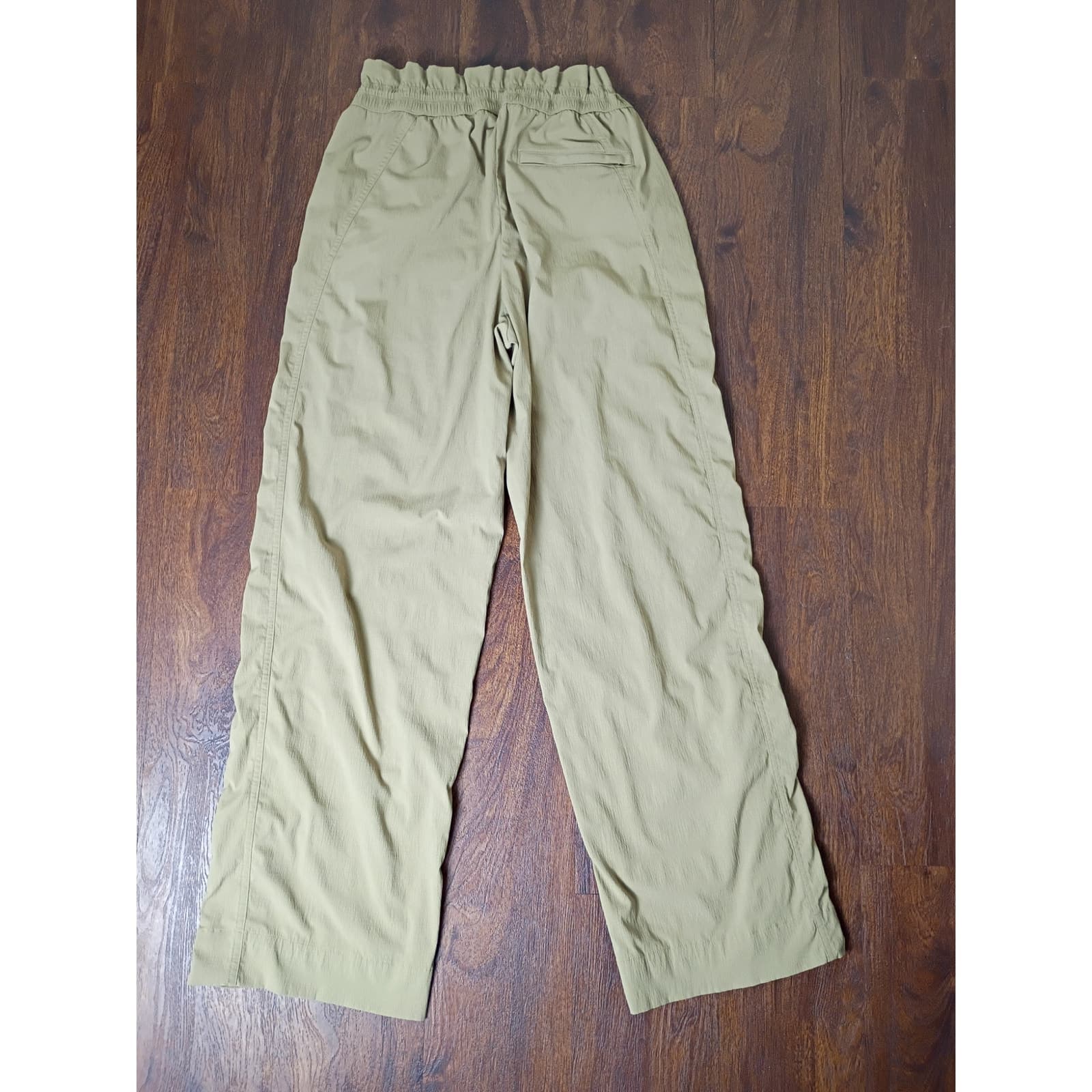 Athleta Trekkie High Rise Parachute Pant - Celadon Tint - Size 6 - Thumbnail 7