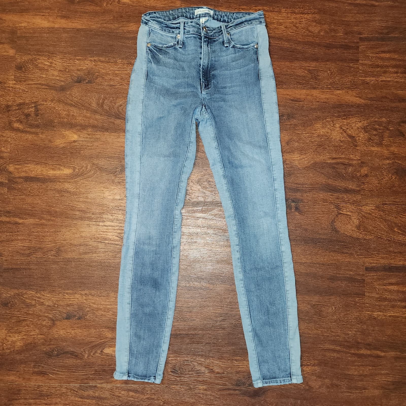 Good American Good Waist Two-Toned High Rise Skinny Jeans, Size 2/26 - Thumbnail 3