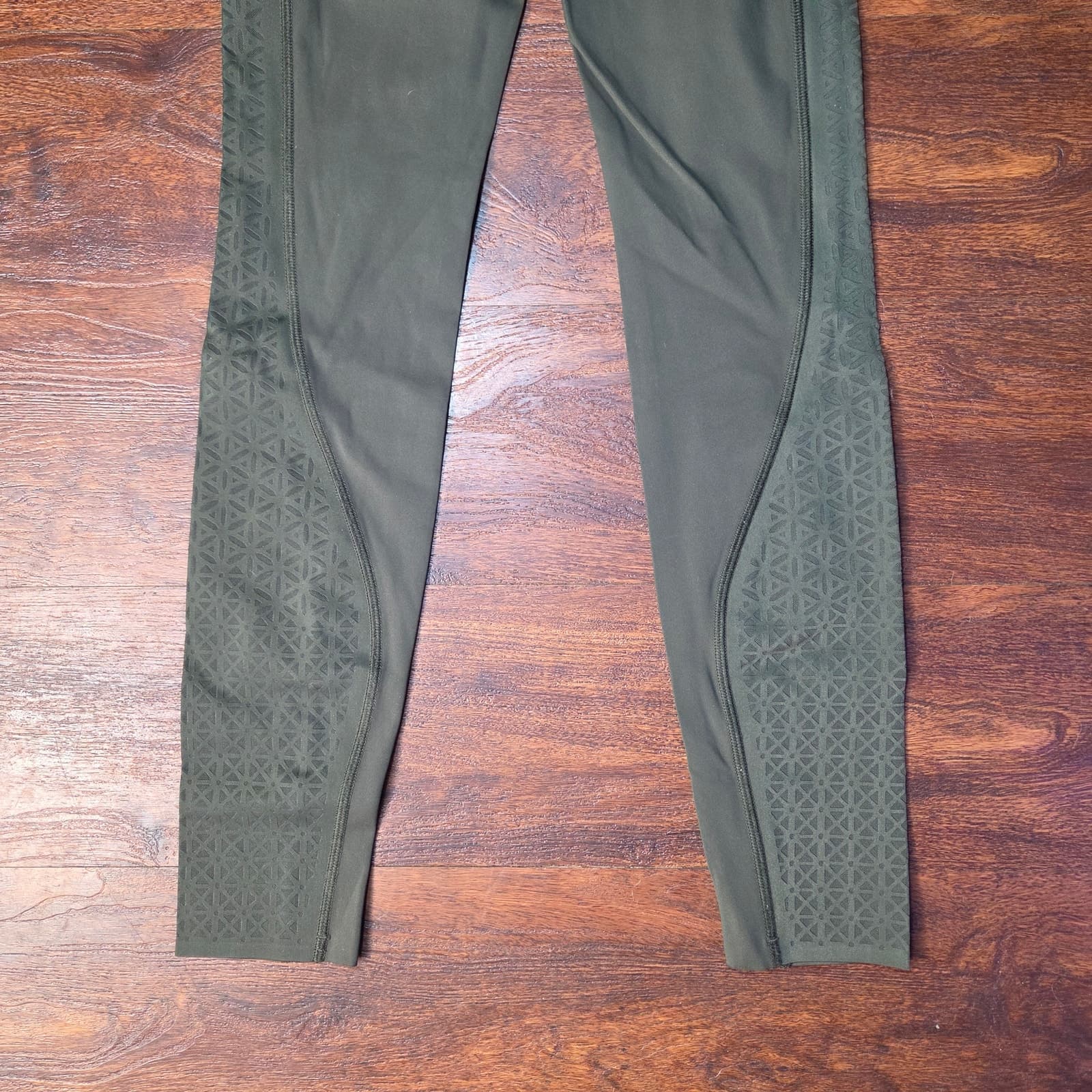 Lululemon Strength & Sweat Tight 28" - Dark Olive - Size 4 - W5BCYS - Thumbnail 10
