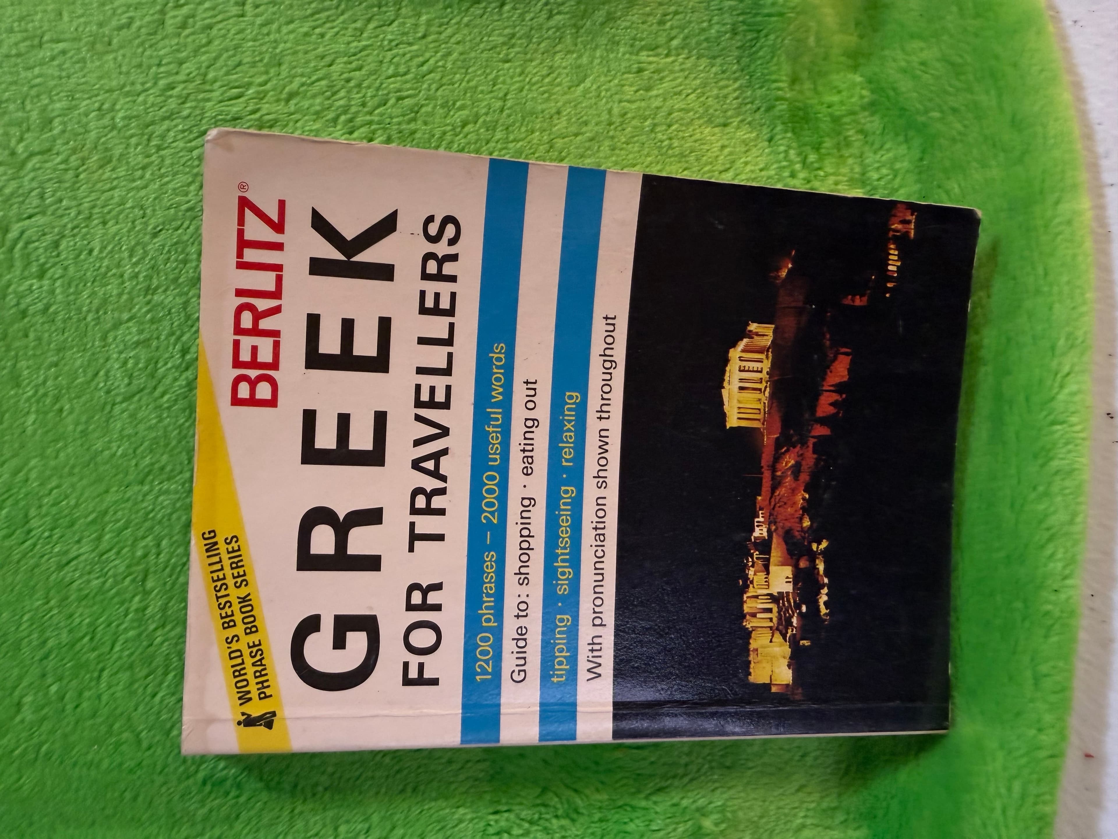 Berlitz Greek for Travellers - 1200 Phrases, 2000 Words - Image 1