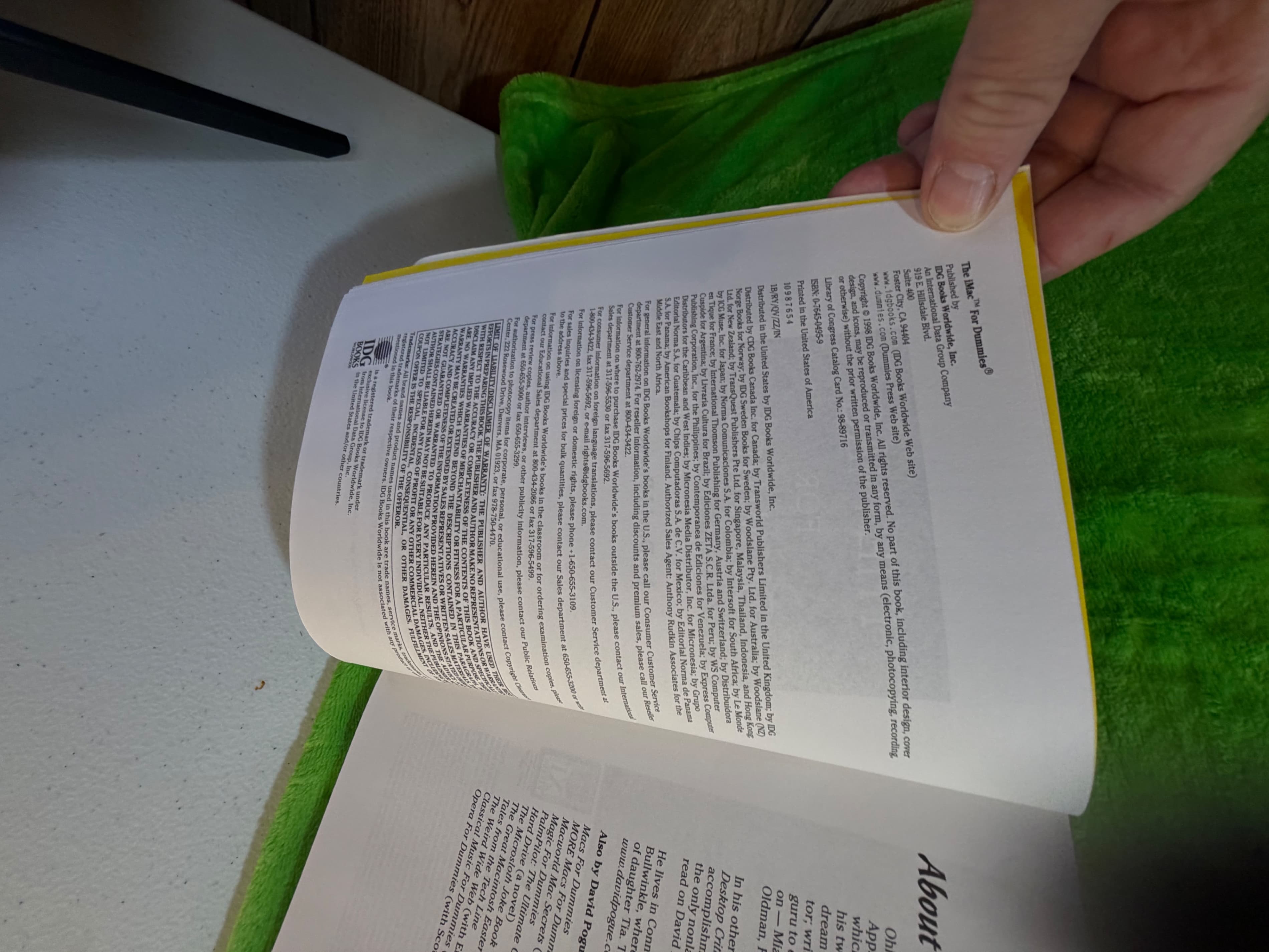 The iMac for Dummies by David Pogue - Reference Guide - Thumbnail 4