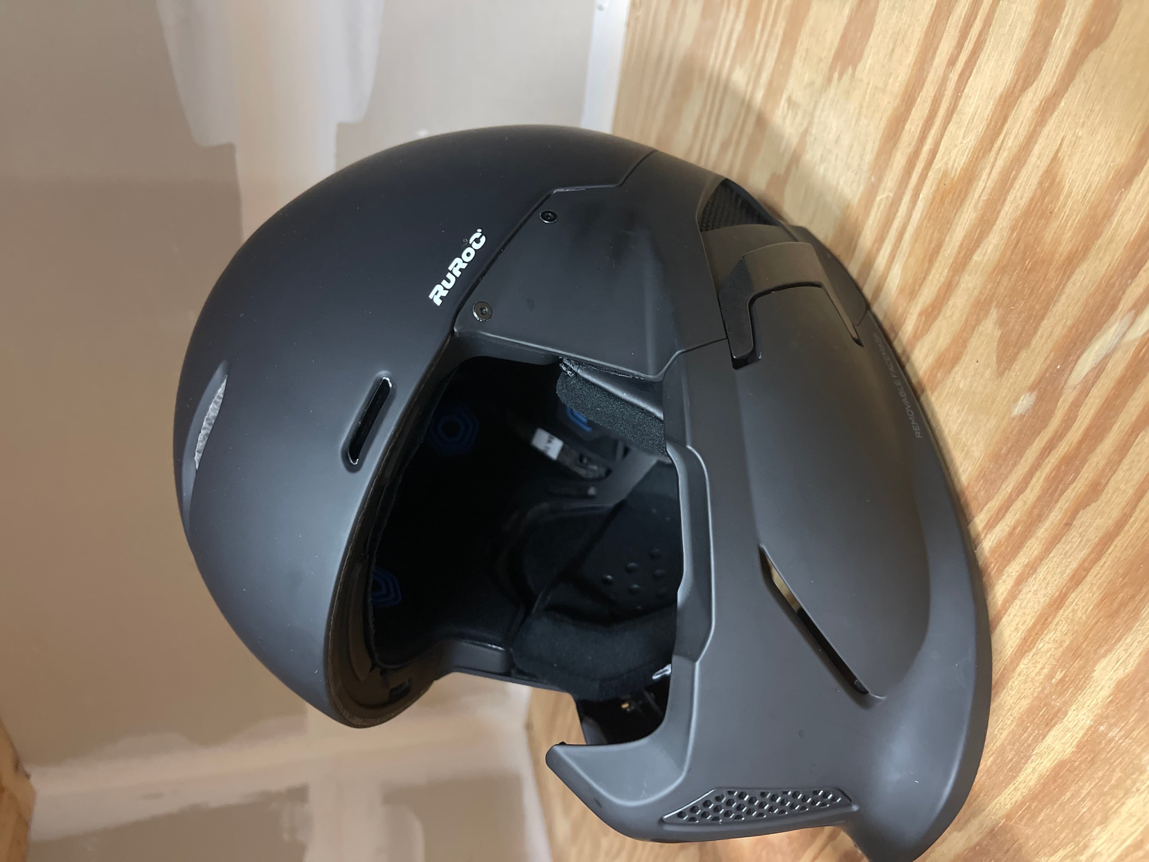 Ruroc RG2 Core snow helmet - Thumbnail 2