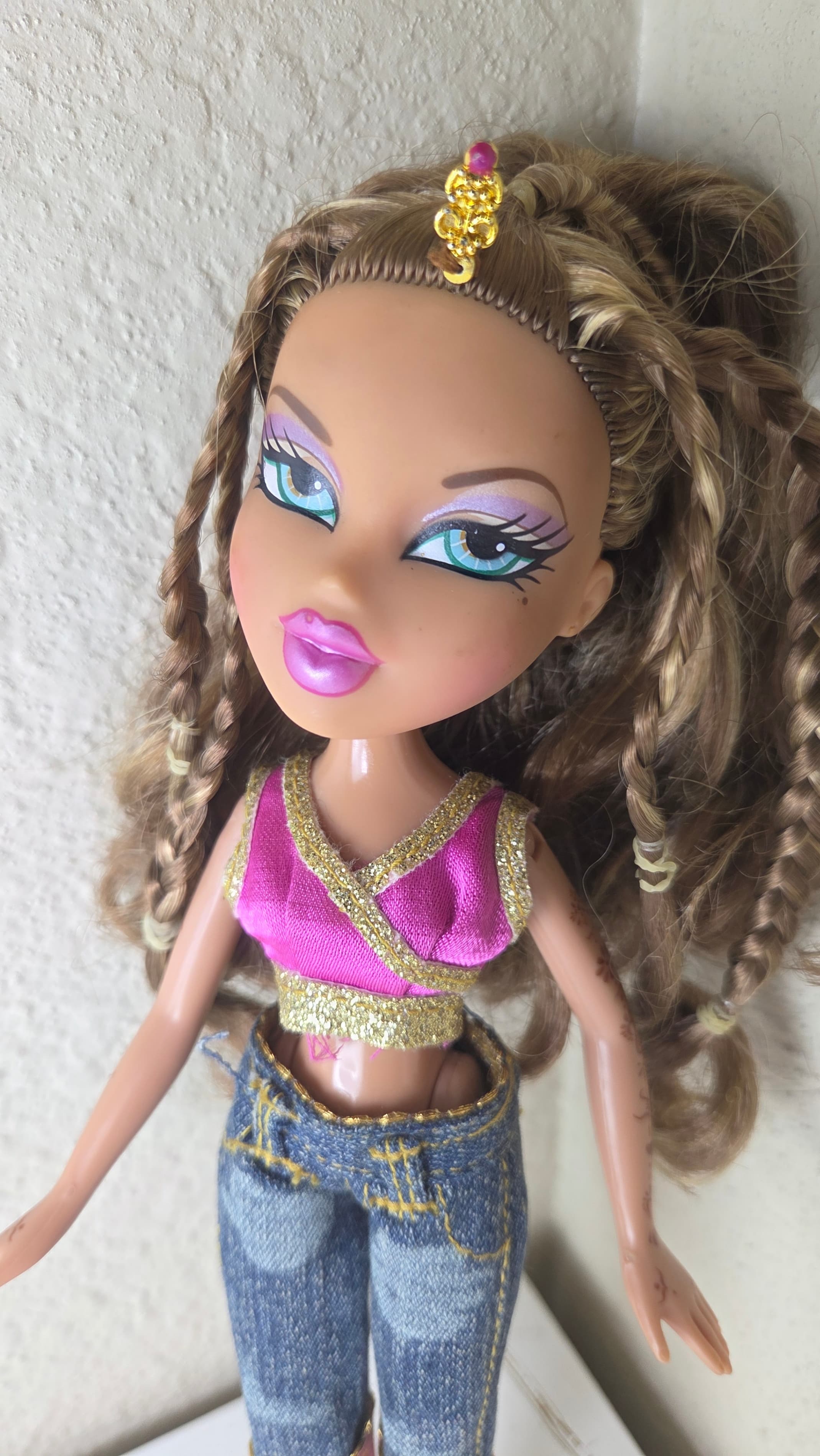 Bratz Vintage Genie Magic Dolls Bundle - Yasmin, Cloe, Meygan - Thumbnail 5