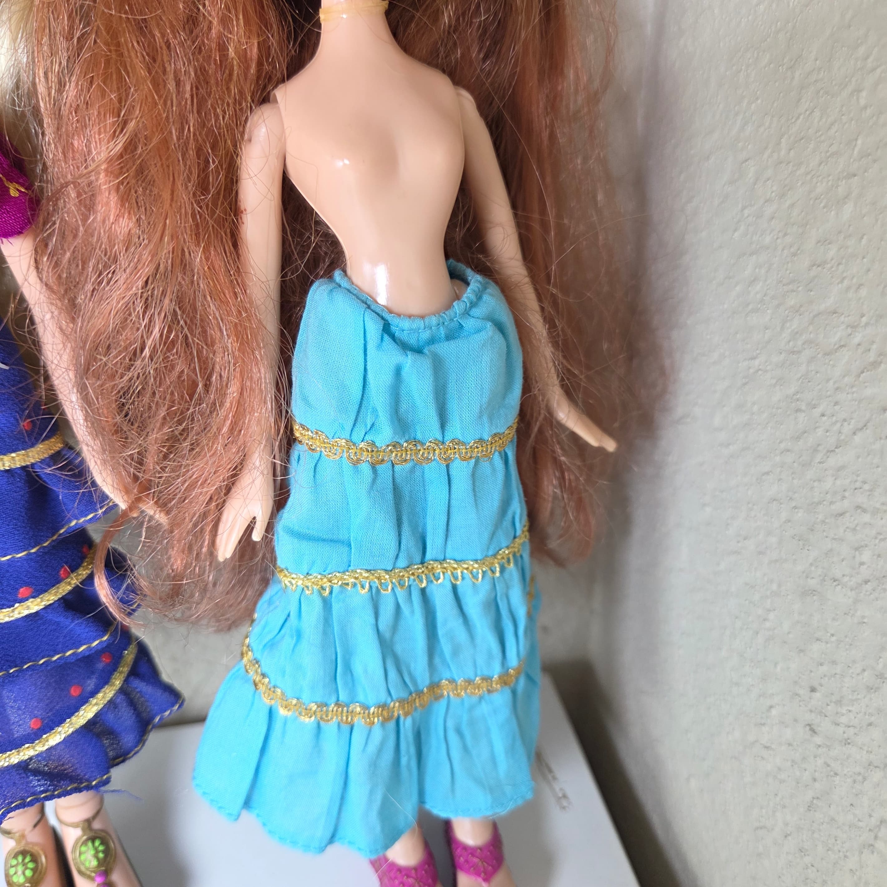 Bratz Vintage Genie Magic Dolls Bundle - Yasmin, Cloe, Meygan - Thumbnail 10