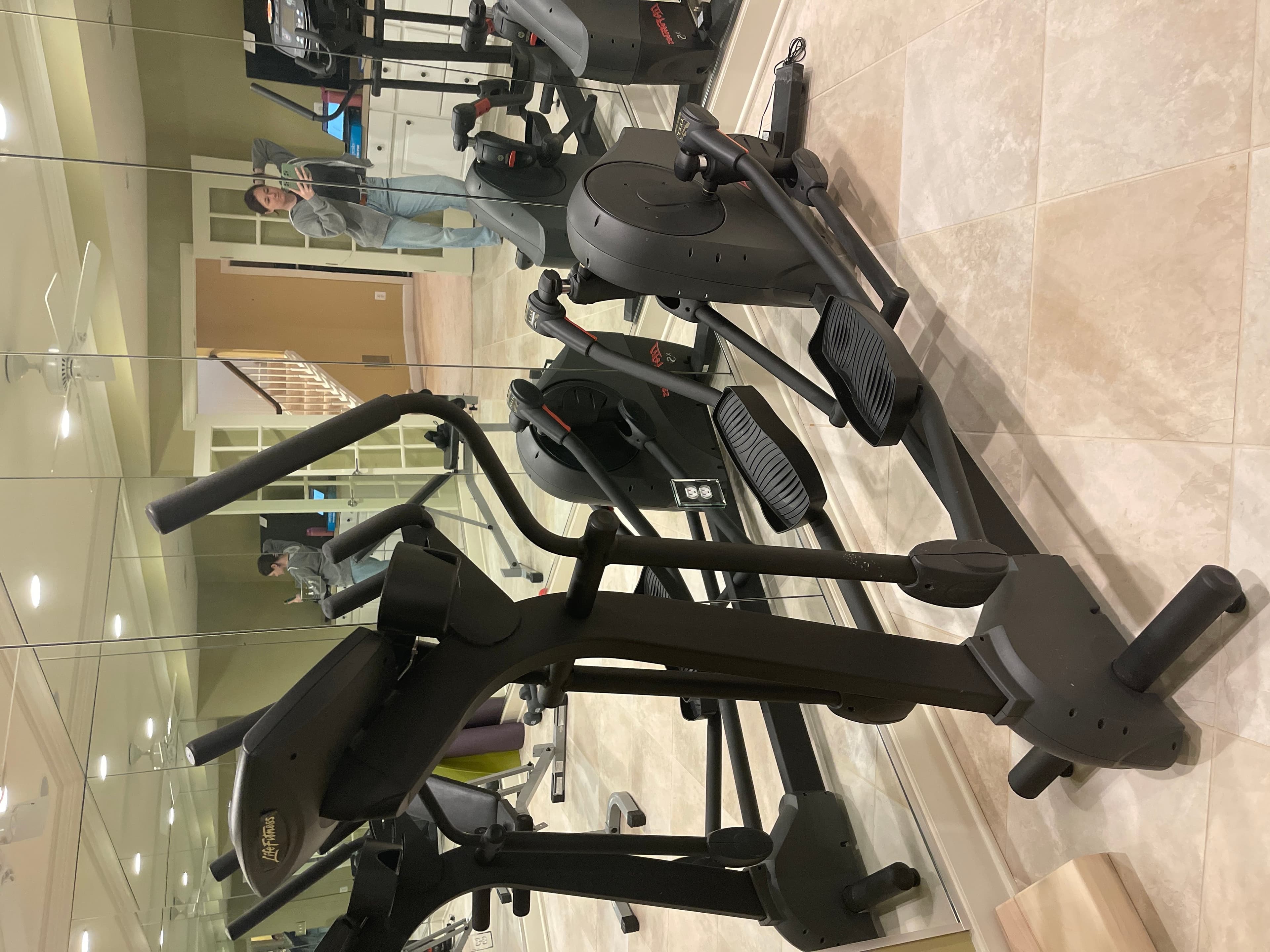 Life Fitness x5i Elliptical - Image 1