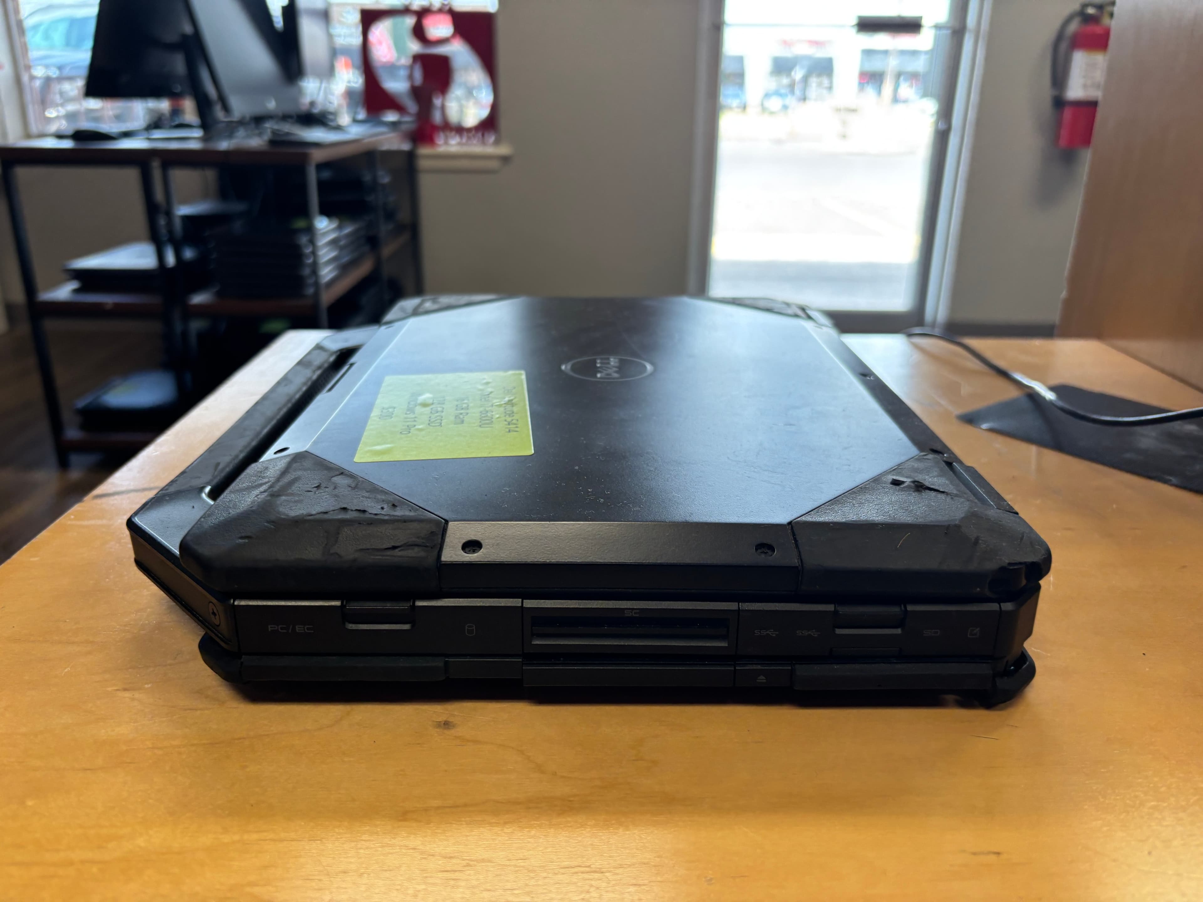 Dell Latitude 5414 - Thumbnail 7