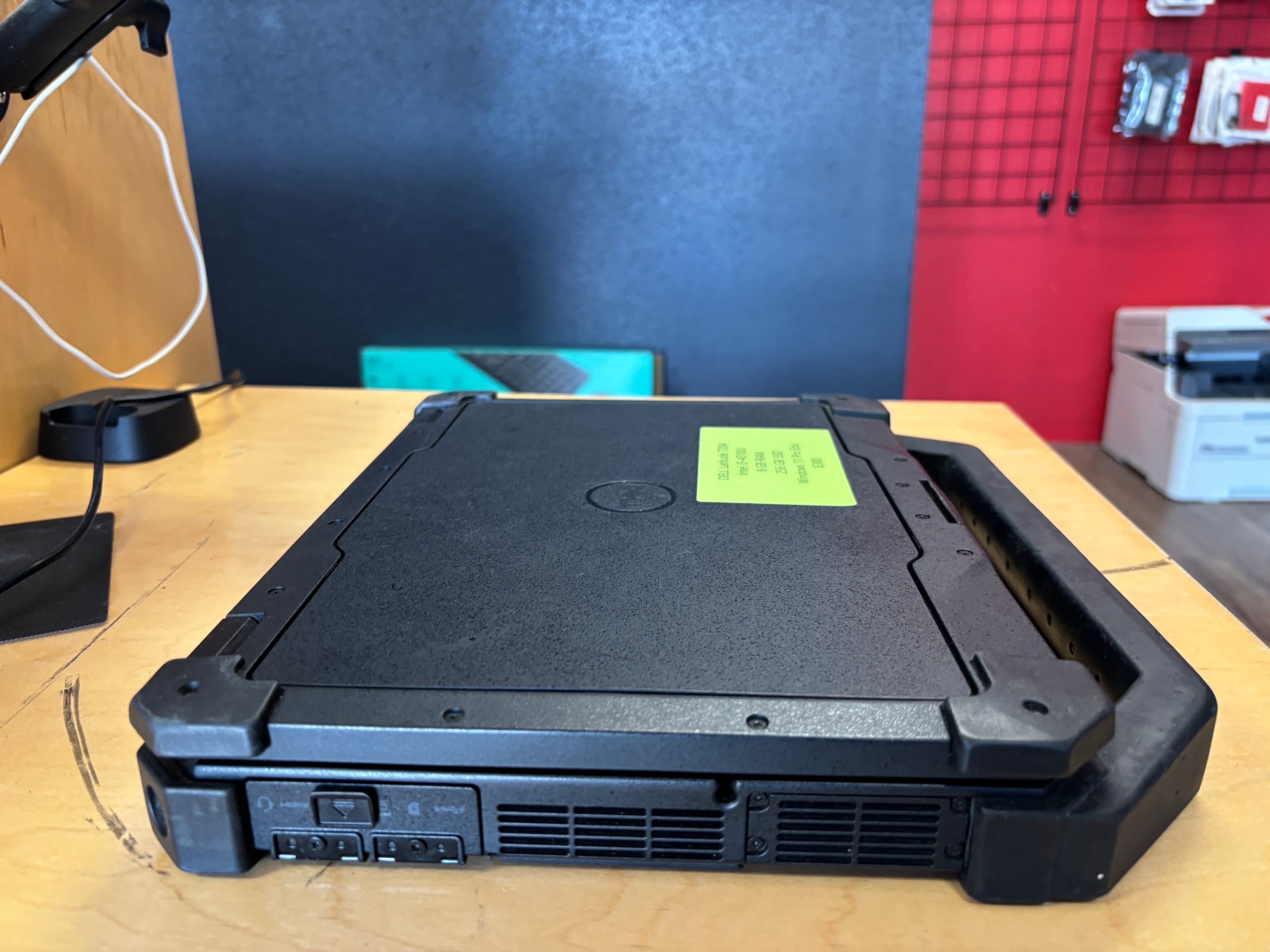 Dell Latitude 12 Rugged Extreme (7204) - Thumbnail 2