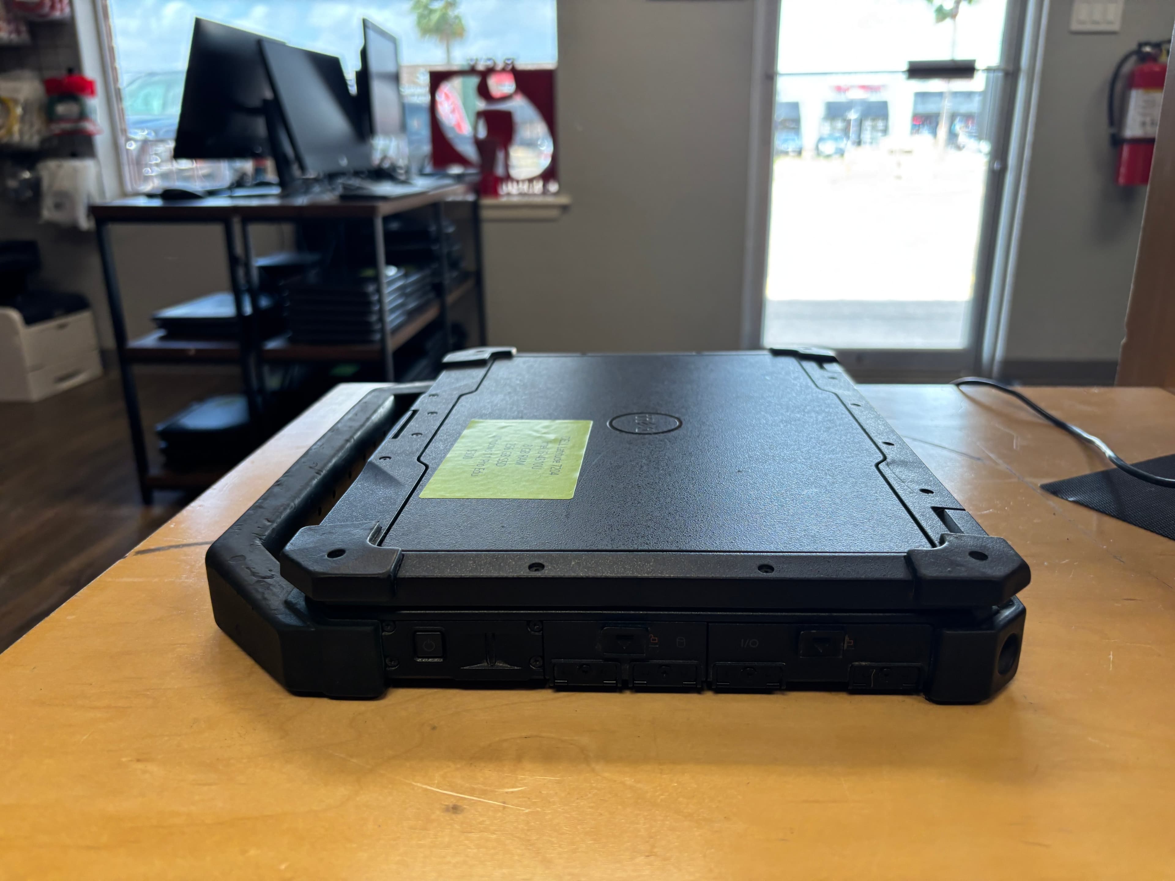 Dell Latitude 12 Rugged Extreme (7204) - Thumbnail 4