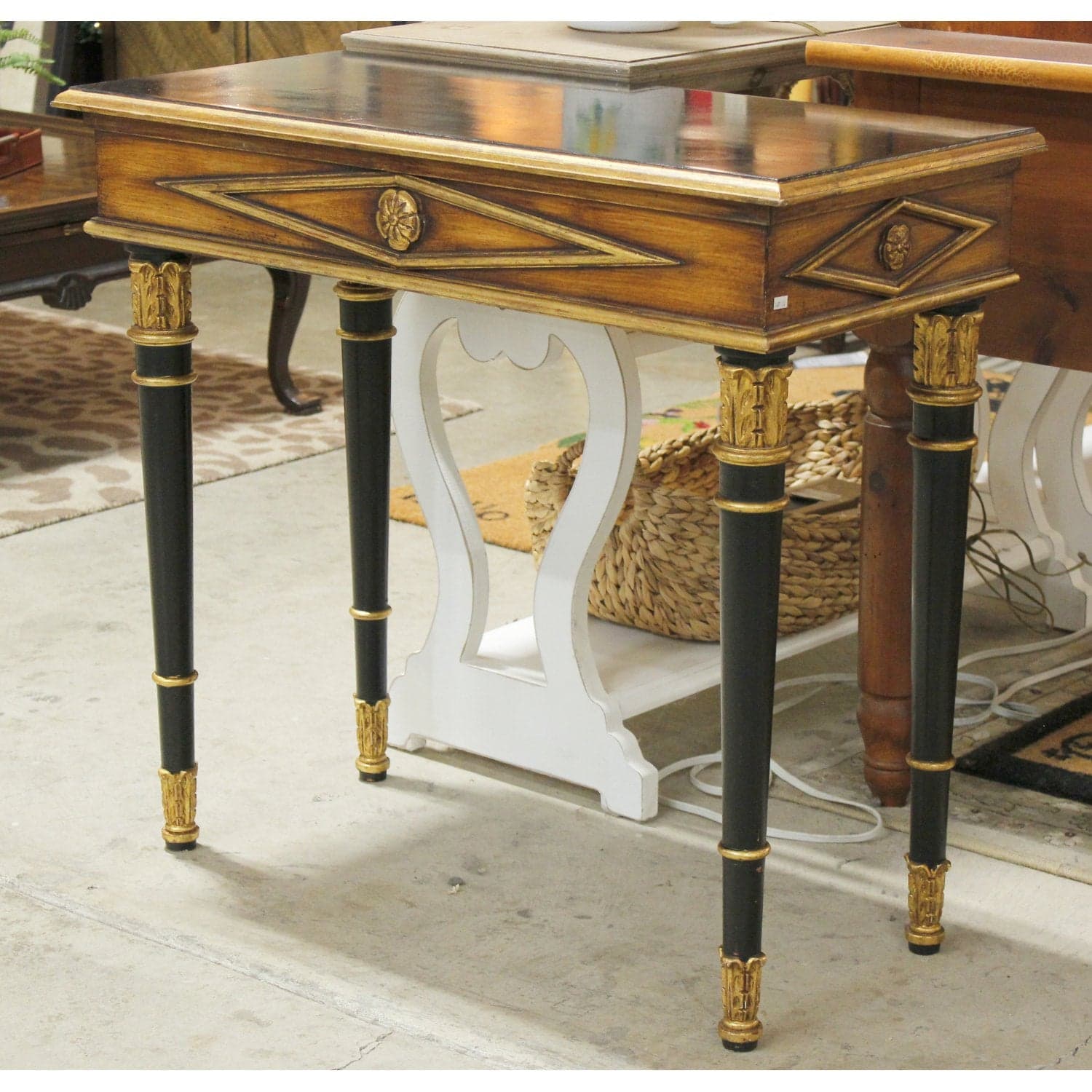 Black & Gold Console Table - Black & Gold - Thumbnail 3