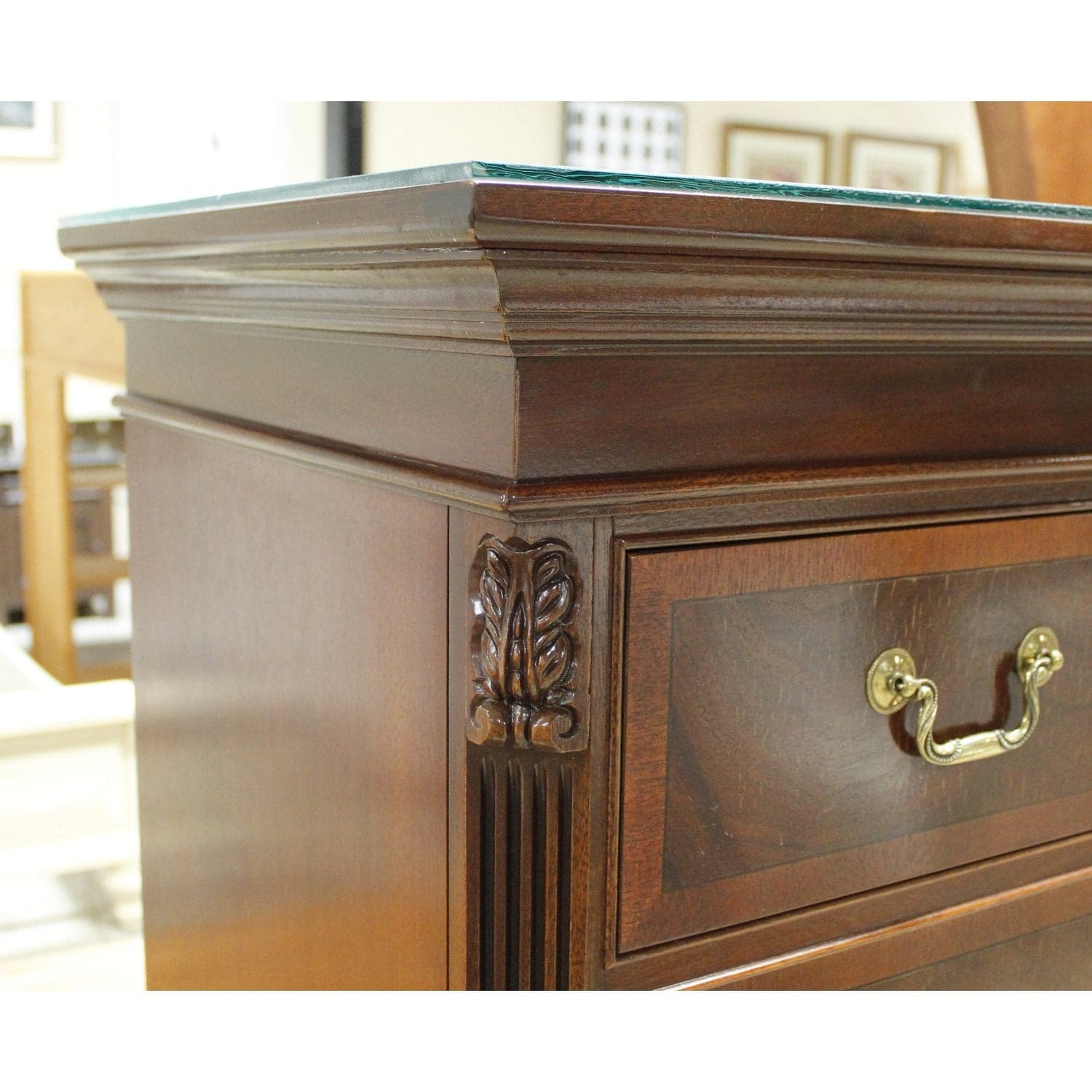 Ethan Allen 18 Drawer Dresser - Mahogany Finish - Thumbnail 5