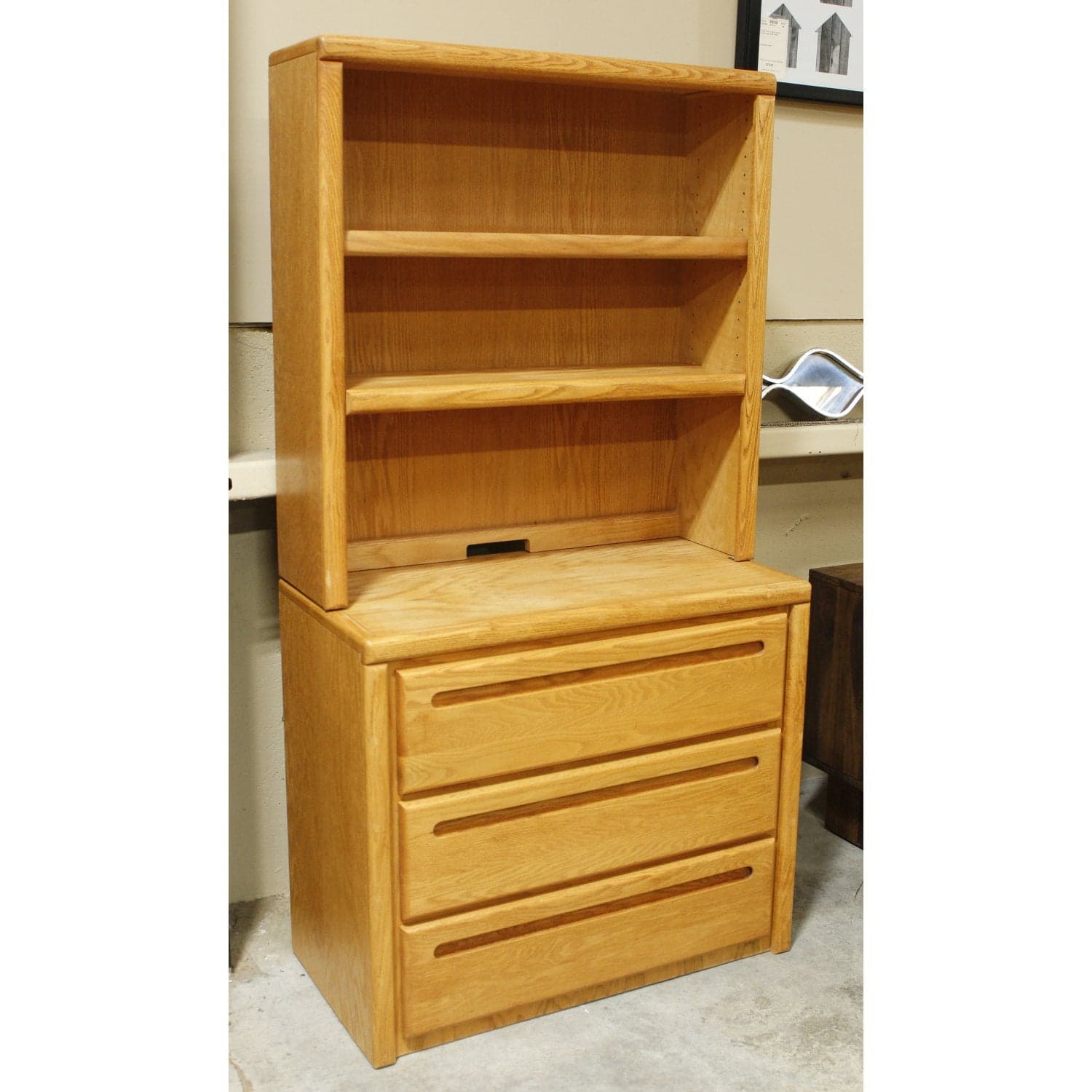Oak 3 Drawer Chest w/Hutch - Thumbnail 3