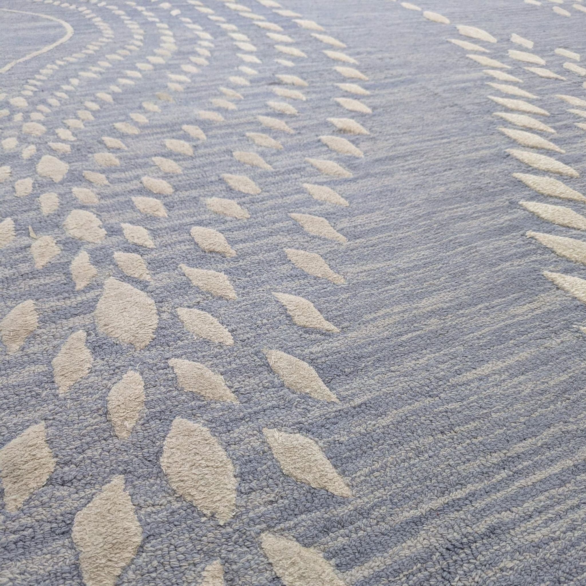 Safavieh Blue & Ivory Textured Modern 8x10 Area Rug, Elegant Leaf Pattern - Thumbnail 2