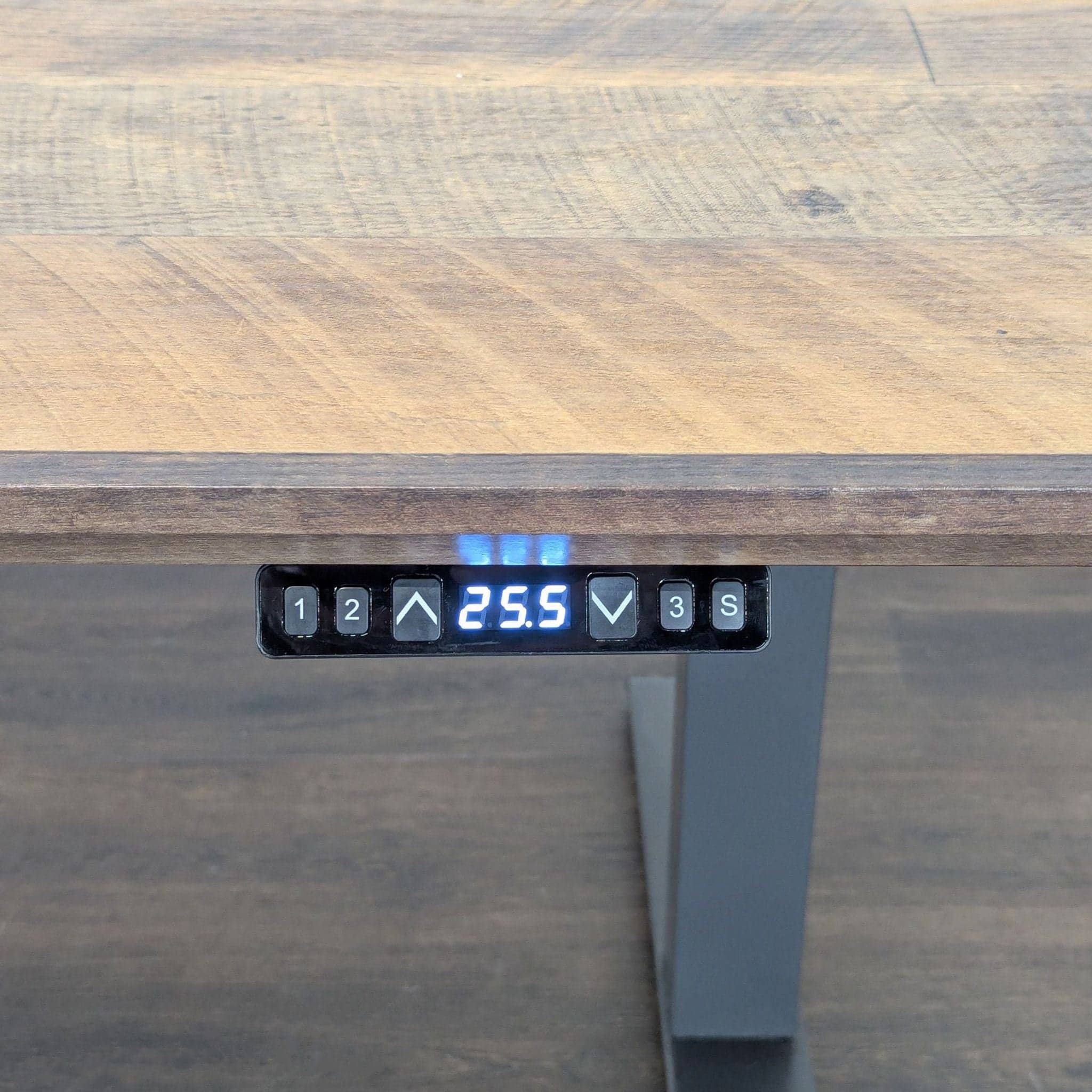 Varidesk Electric Adjustable Standing Desk - Wood Finish - Thumbnail 3
