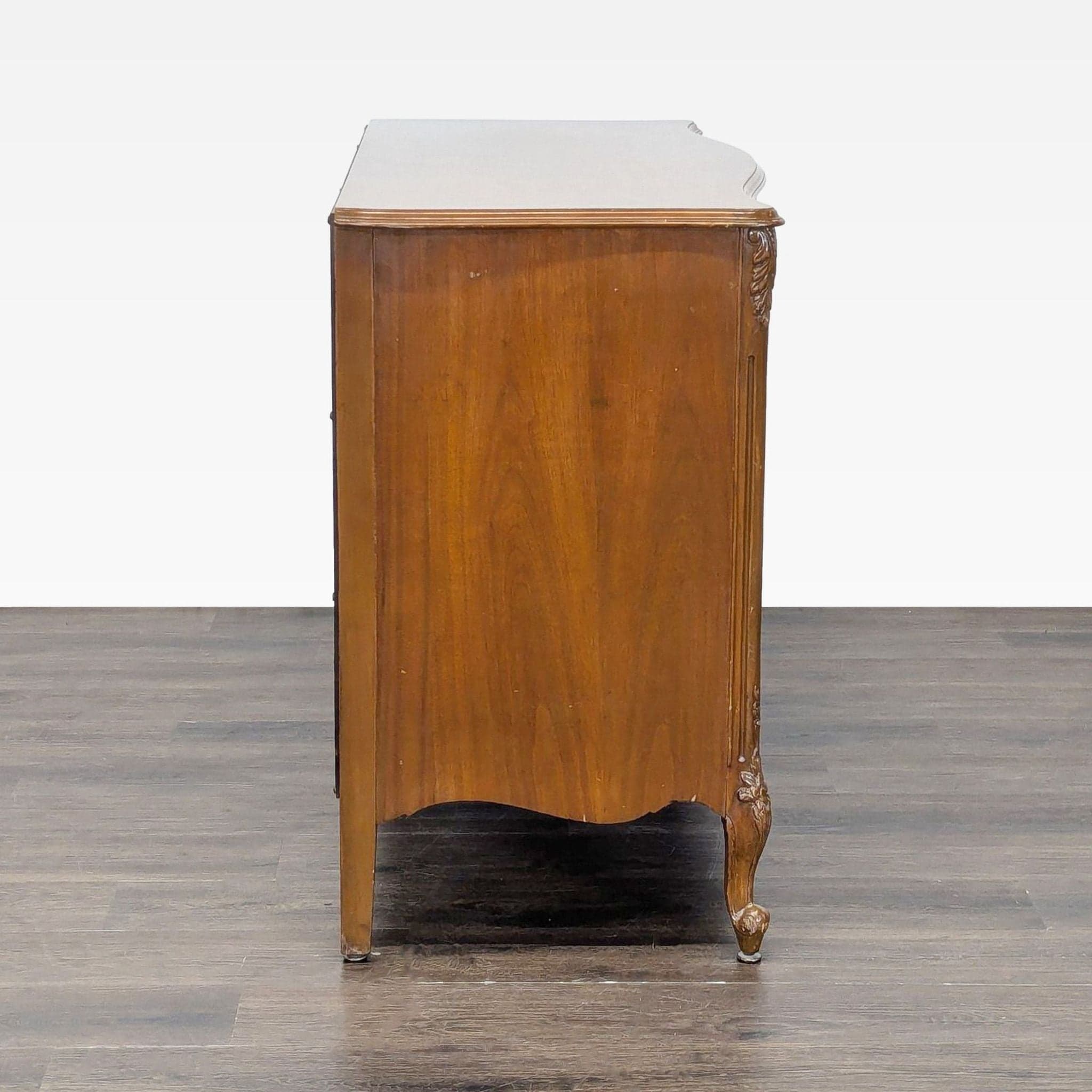 John Stuart Inc. Classic Wooden Dresser with Curved Drawers and Ornate Detailing - Thumbnail 5