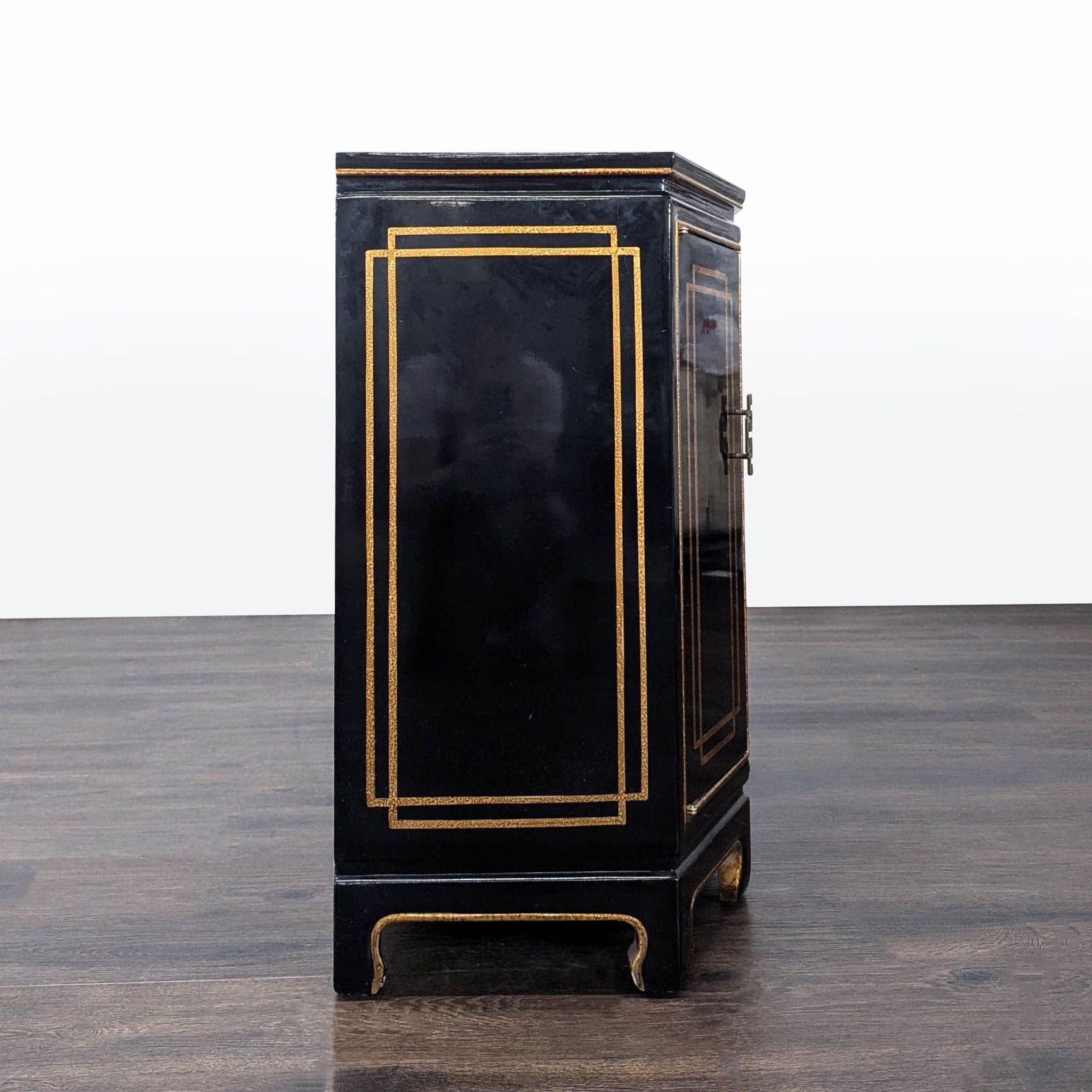 Black Lacquer Chinoiserie Hollywood Regency Credenza with Gold Detailing - Thumbnail 4