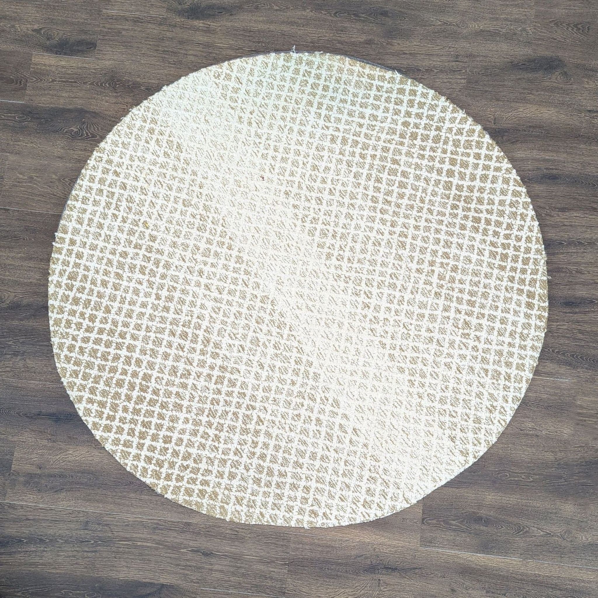 Safavieh 5’ Beige/Ivory Wool Micro-Loop Round Area Rug - Image 1