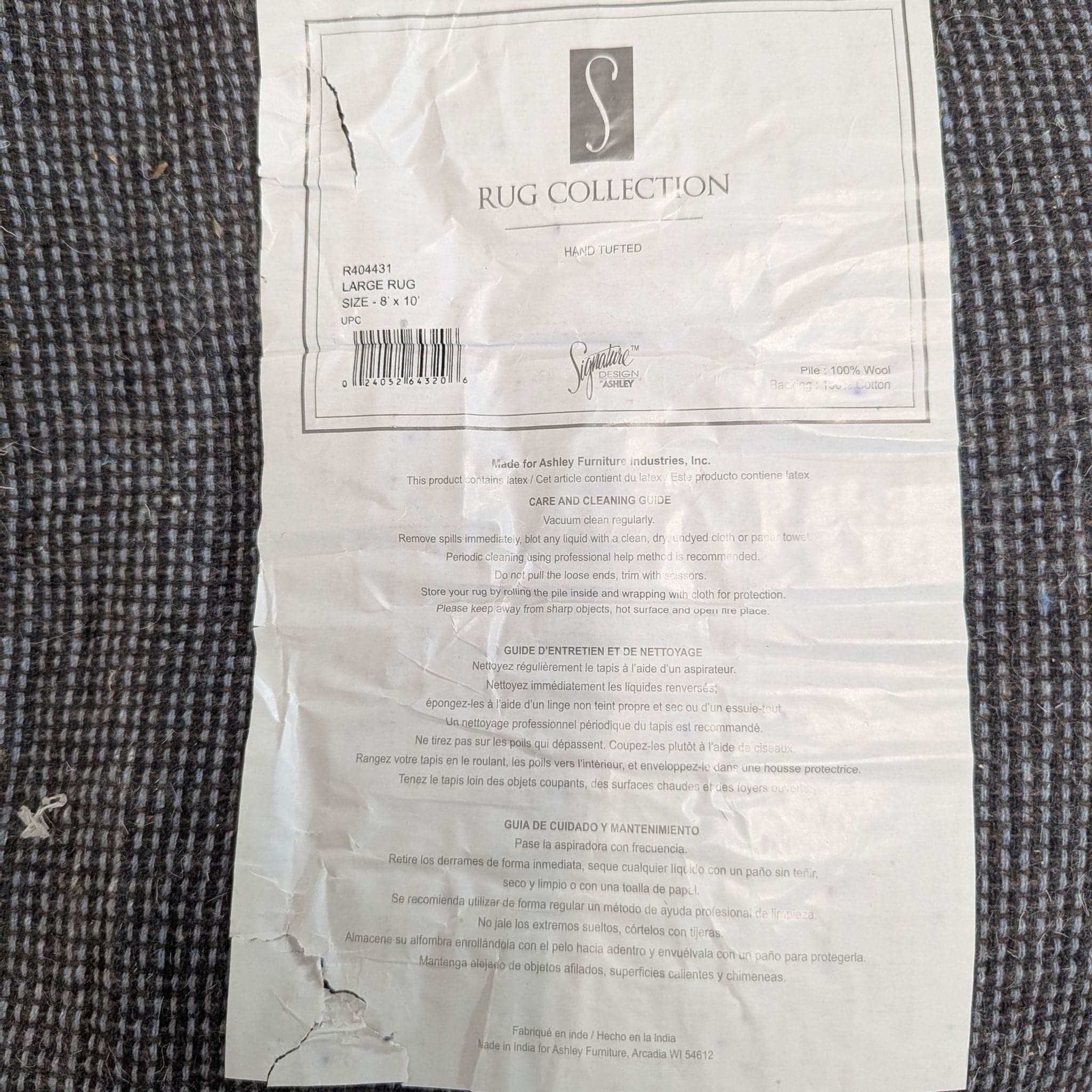 Signature Design by Ashley Modern Geometric Karah 8x10 Area Rug, Gray and Cream - Thumbnail 6