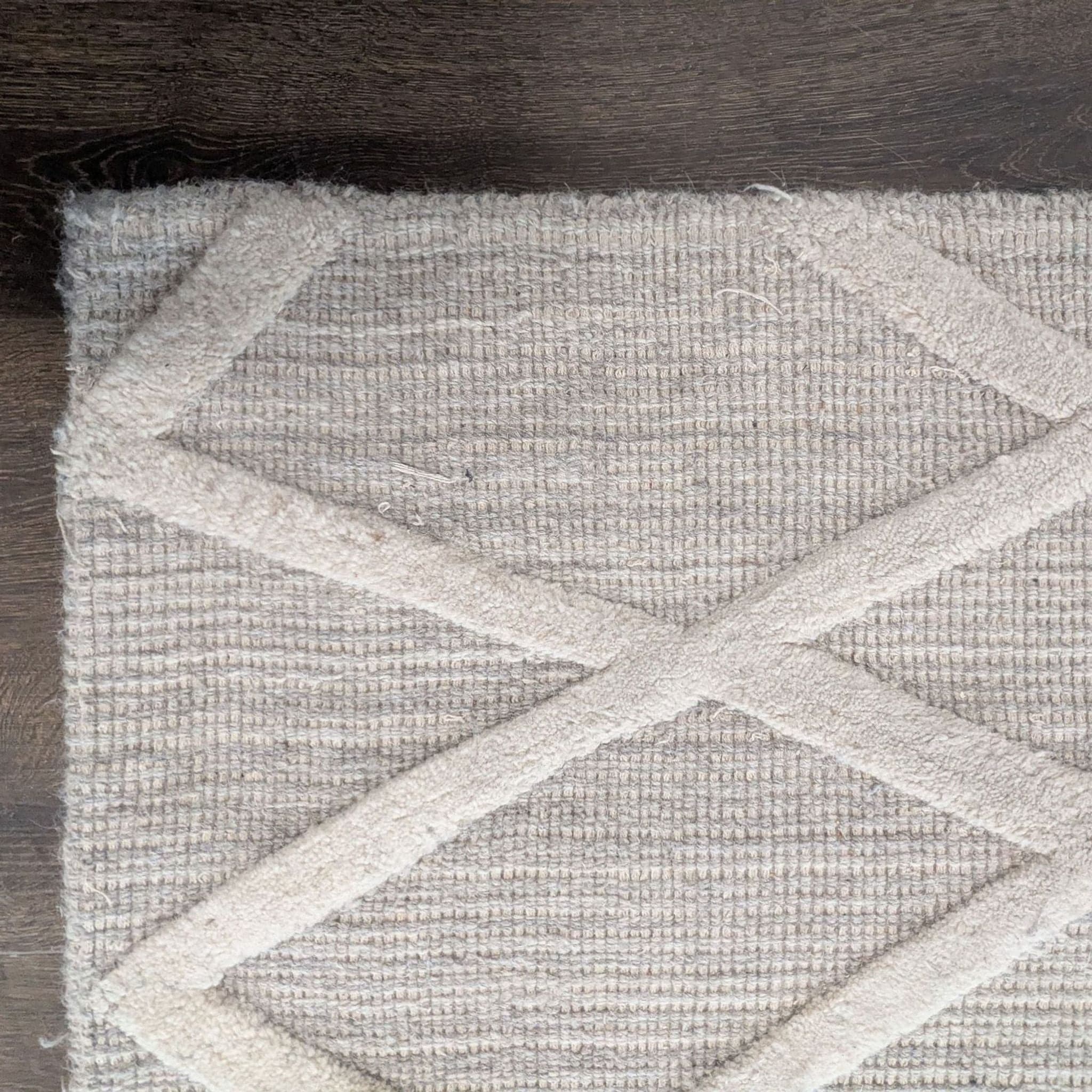 Signature Design by Ashley Modern Geometric Karah 8x10 Area Rug, Gray and Cream - Thumbnail 3
