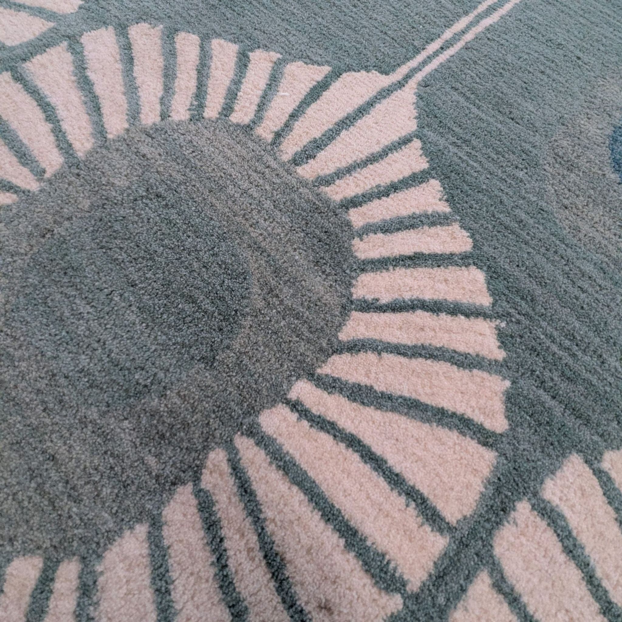 Bashian Chelsea Modern Geometric Blue and Cream 7.6’ x 9.6’ Area Rug - Thumbnail 2