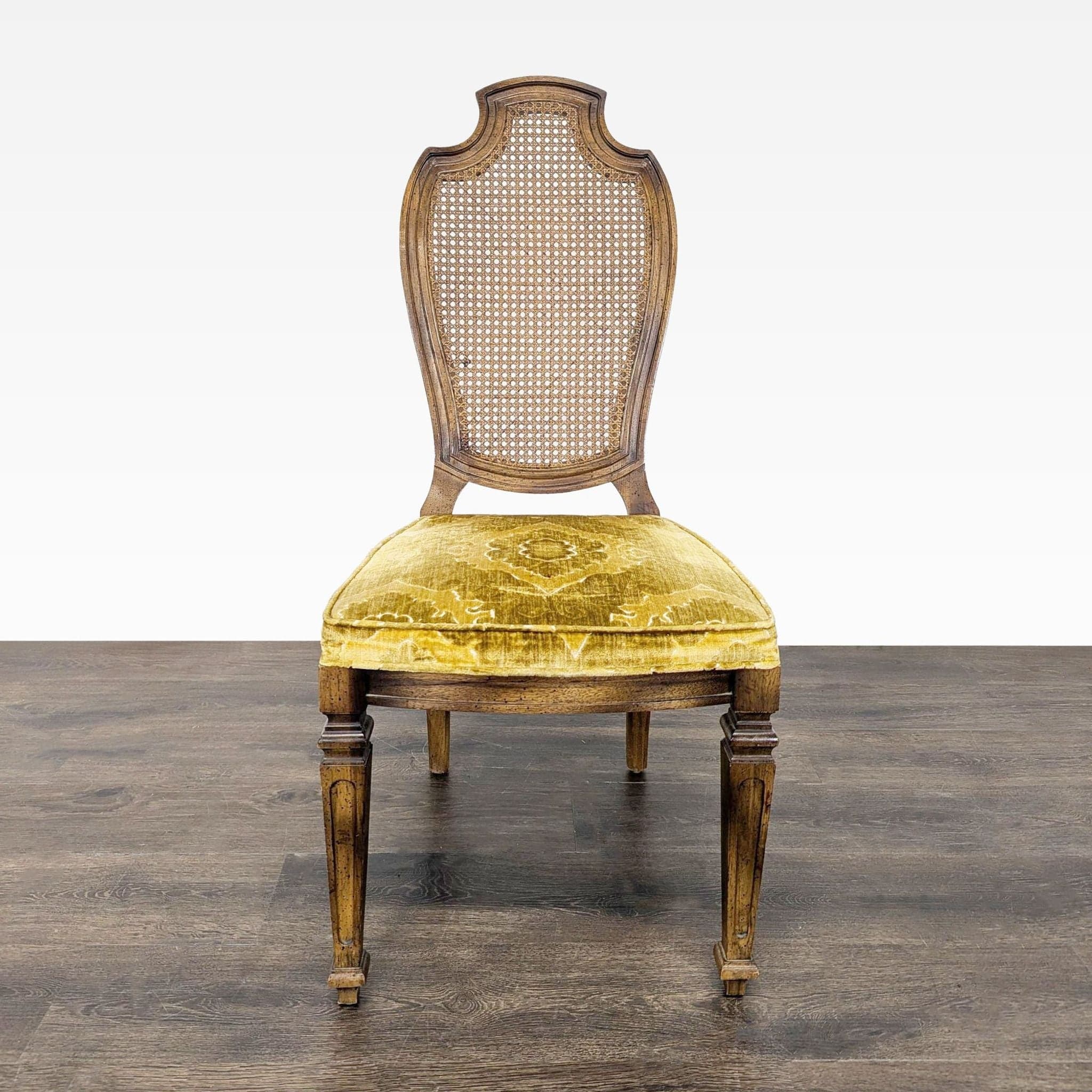 Set of Four Vintage Century Furniture Dining Chairs - Thumbnail 6