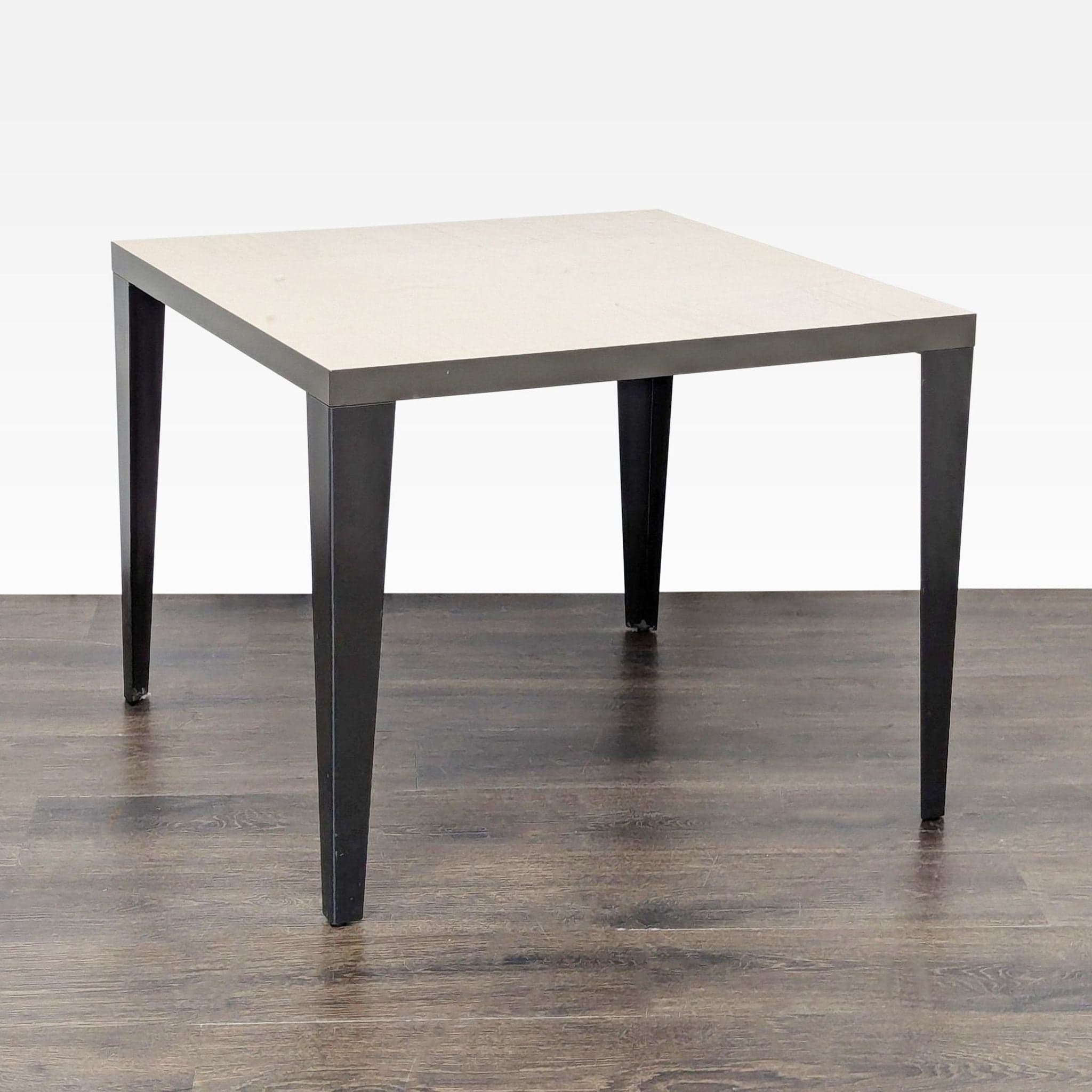 Alf + DaFre Mont Blanc End Table - Image 1