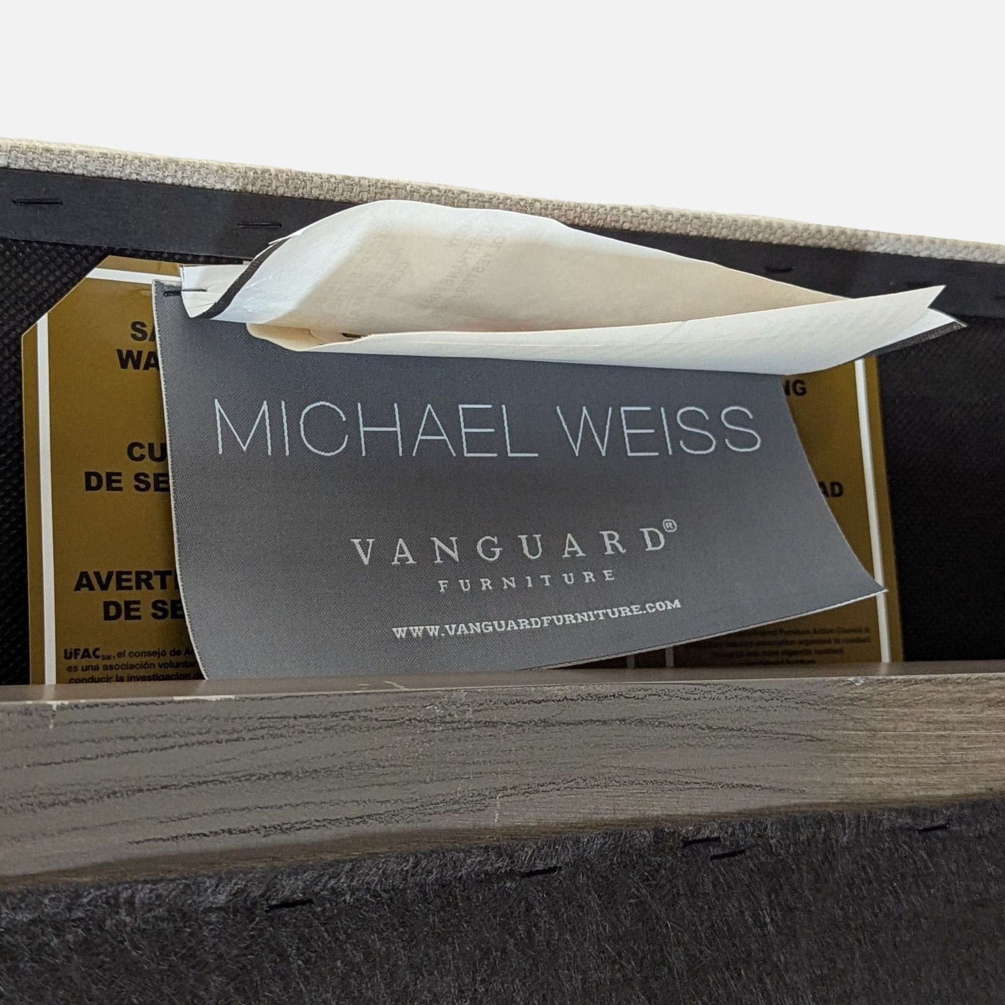 Vanguard Furniture Michael Weiss Bench - Thumbnail 8