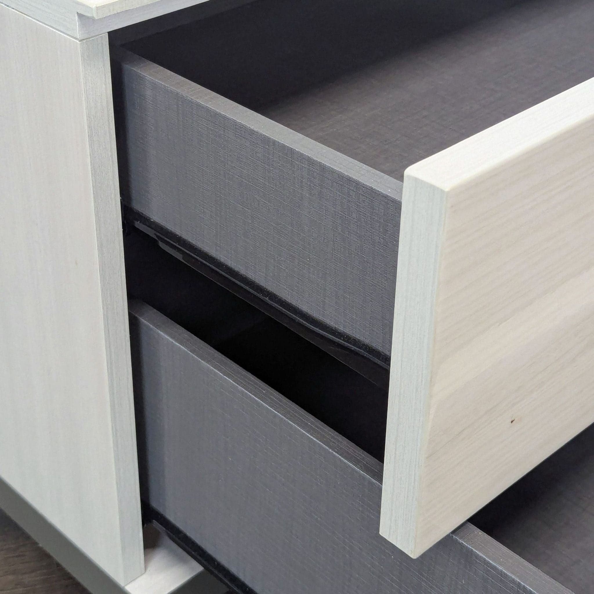 Alf + DaFre Mont Blanc Nightstand - Thumbnail 8