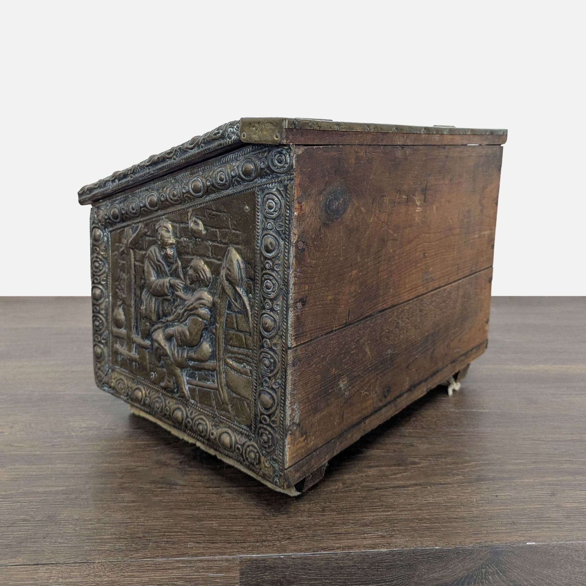 Antique Embossed Metal Firewood/Coal Box - Thumbnail 11