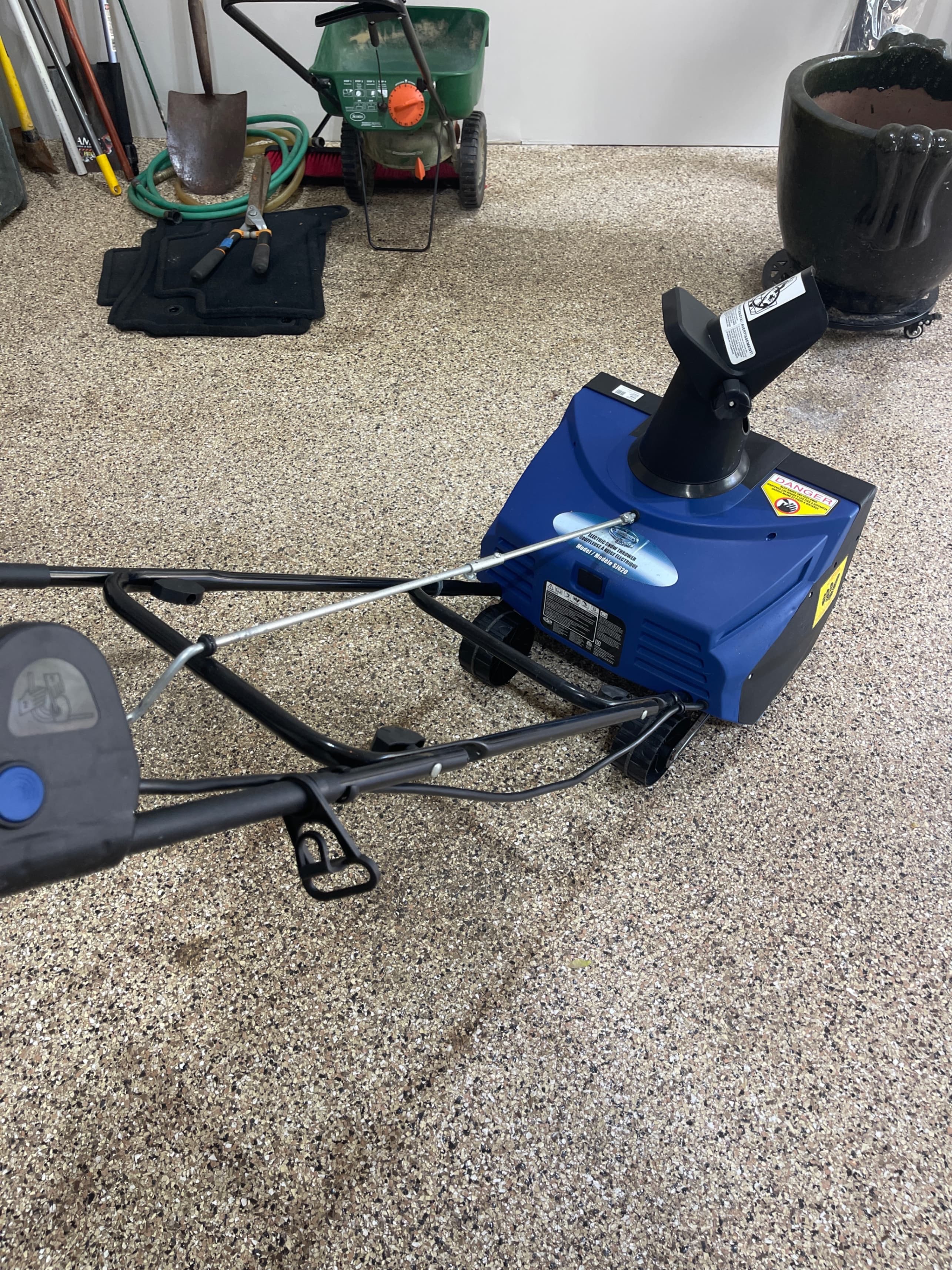 SnowJoe Electric Snow Thrower - Image 1