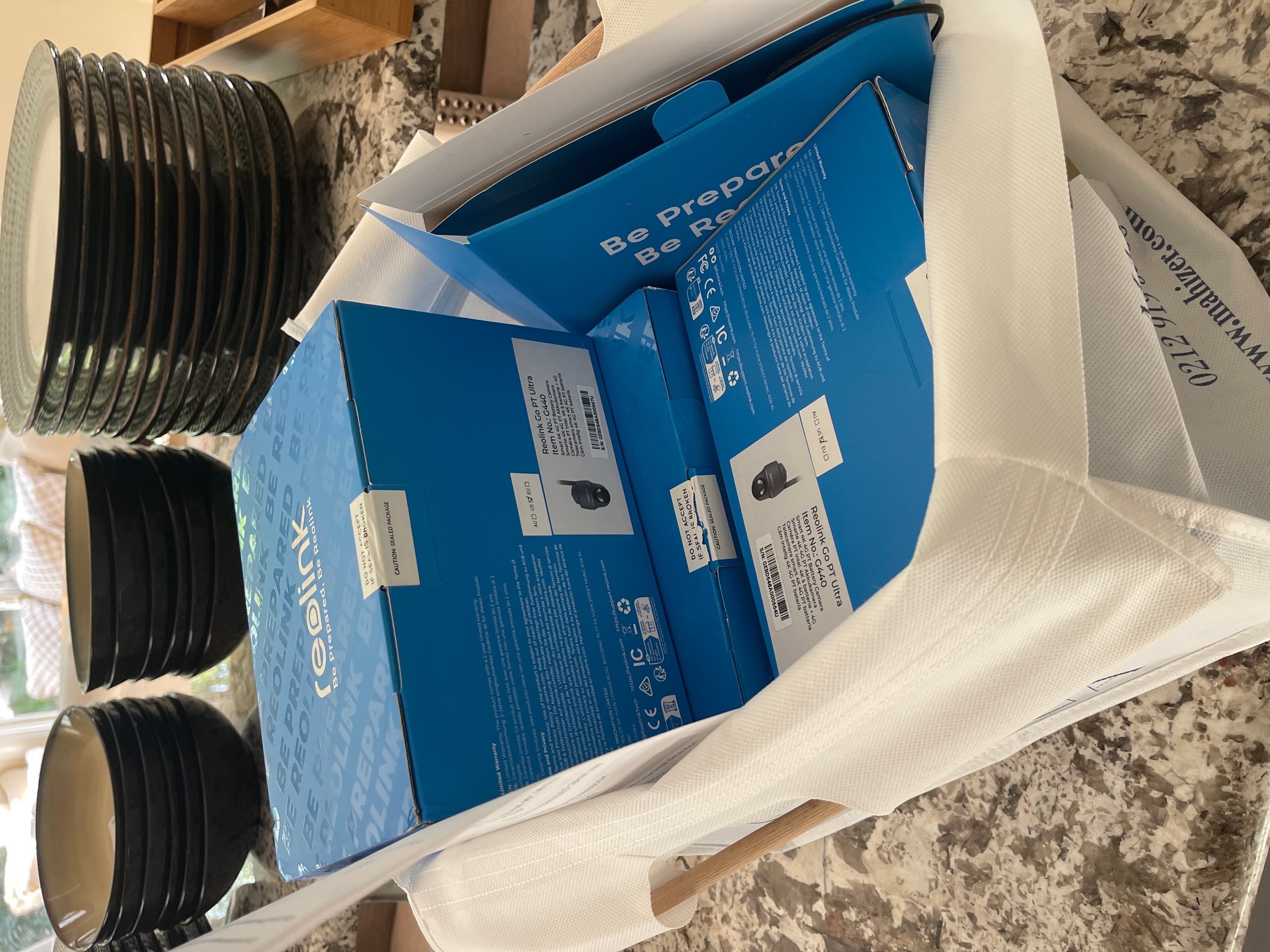 Reolink Security Camera Set - Image 1